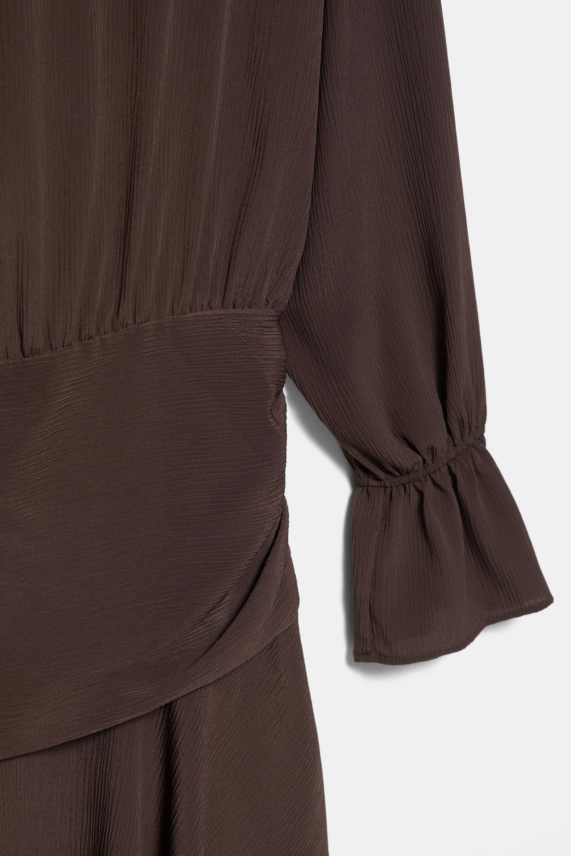 Short ruffle dress — Brown