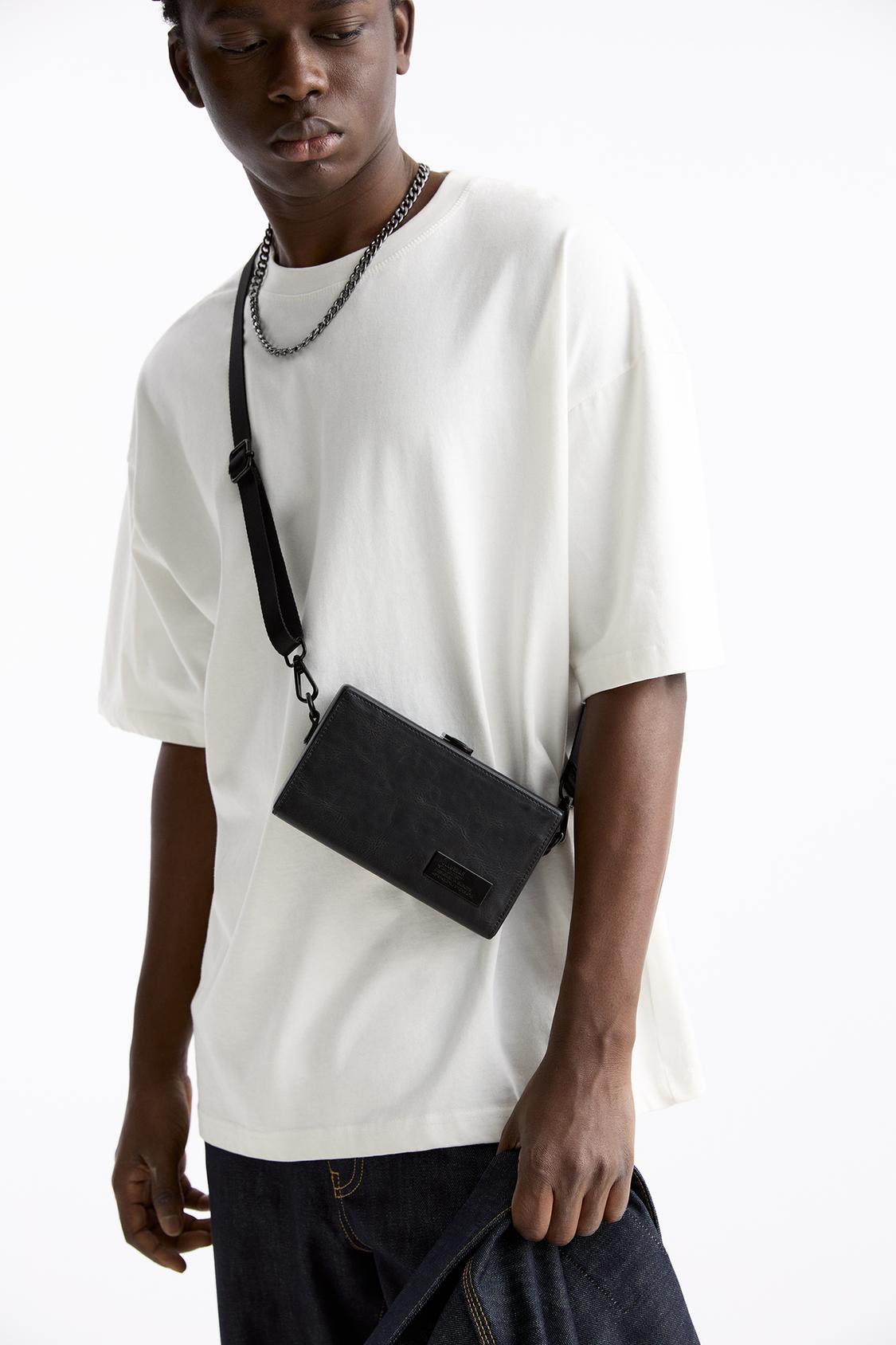 Rigid minaudière crossbody bag - pull&bear