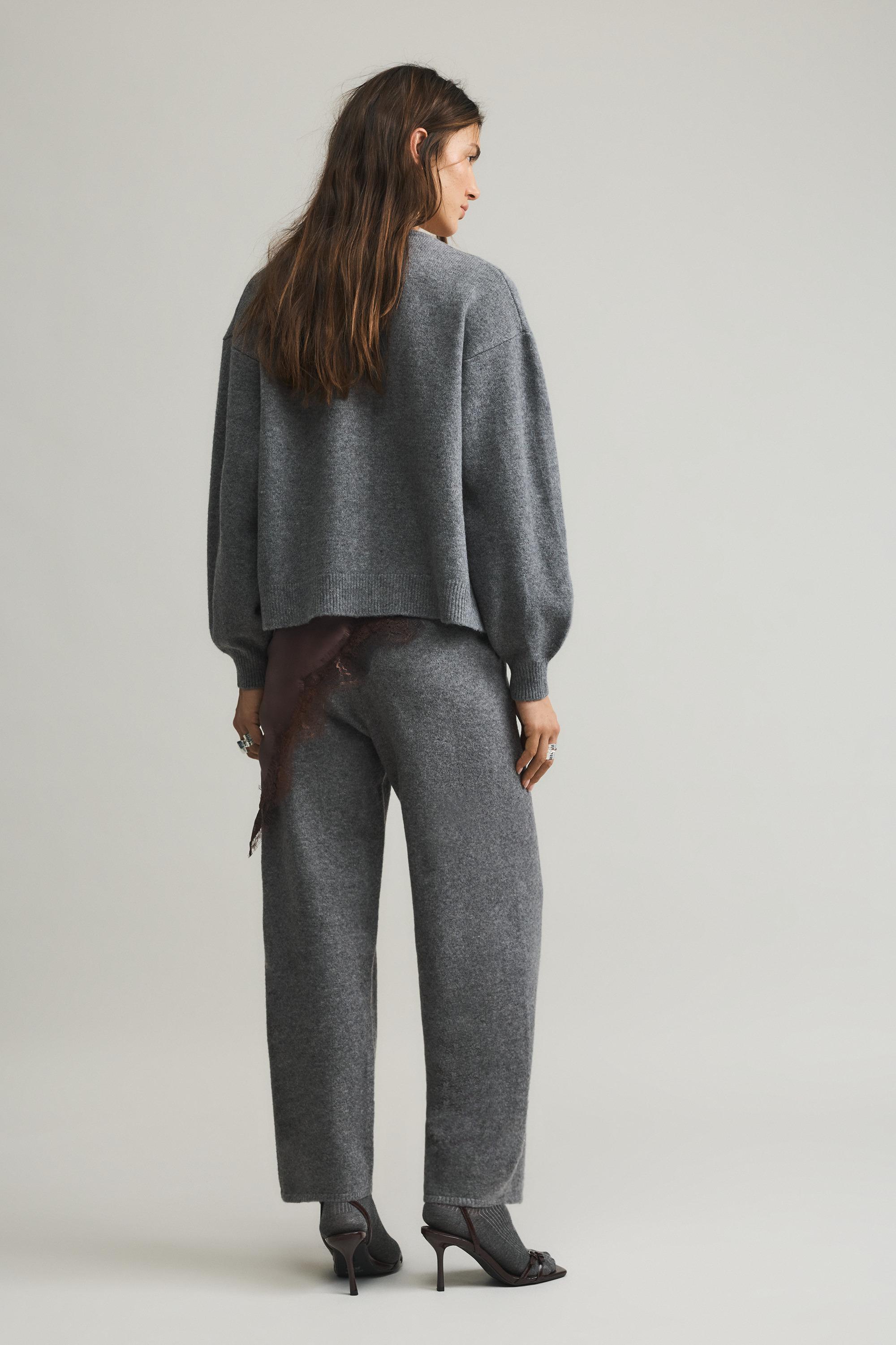 Knit barrel pants — Medium grey