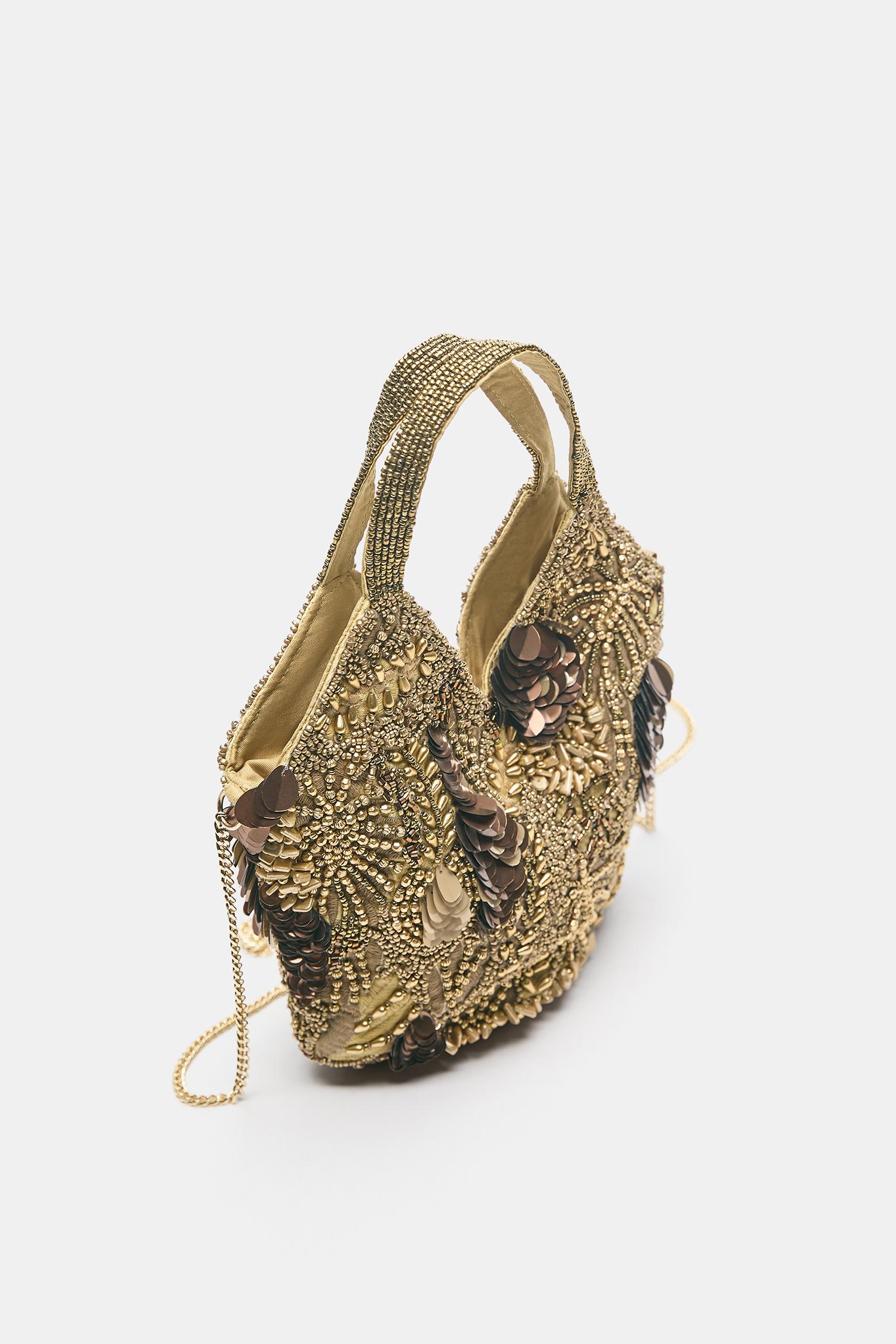 Beaded handbag — Gold