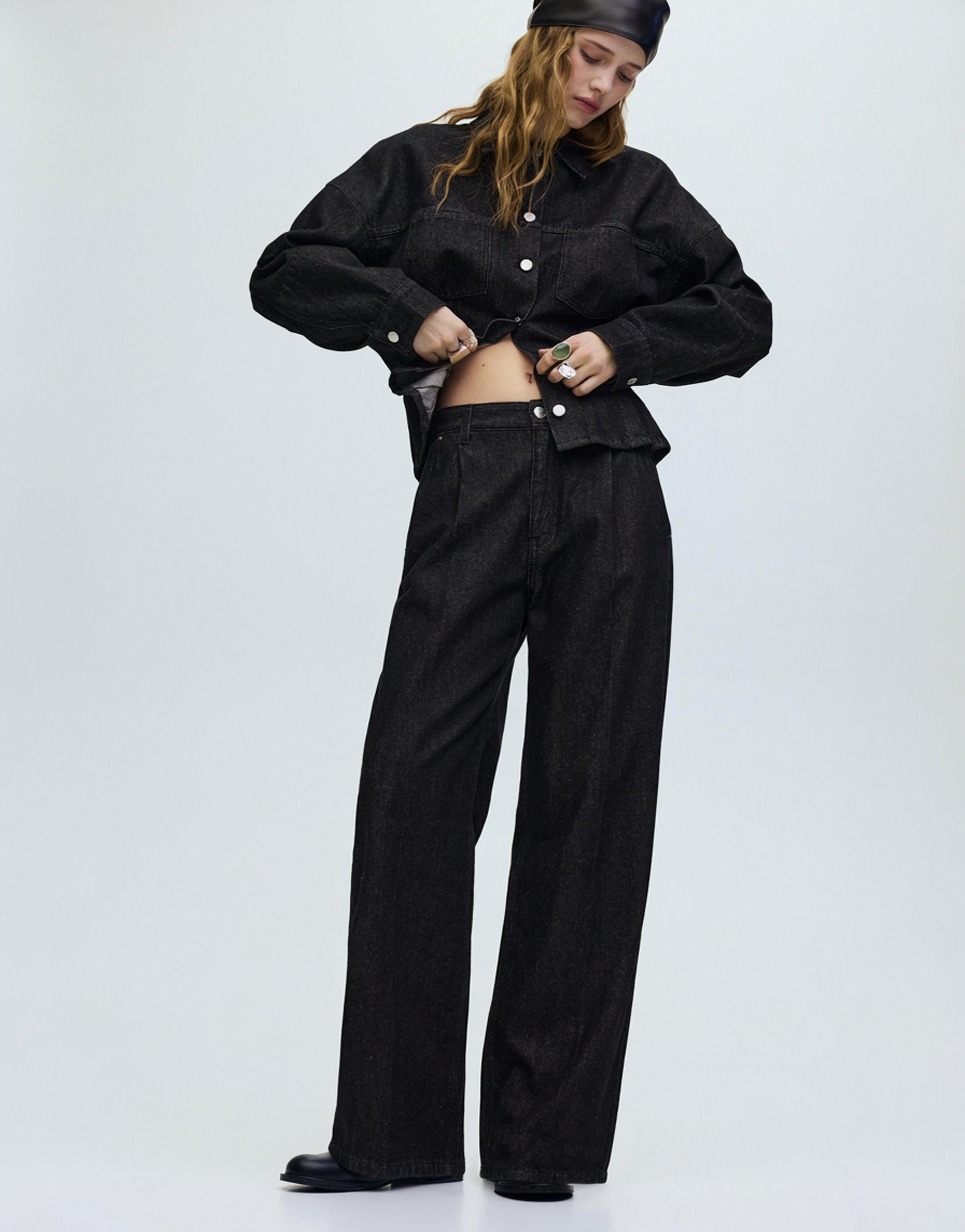 Relaxed fit wide-leg jeans — Black