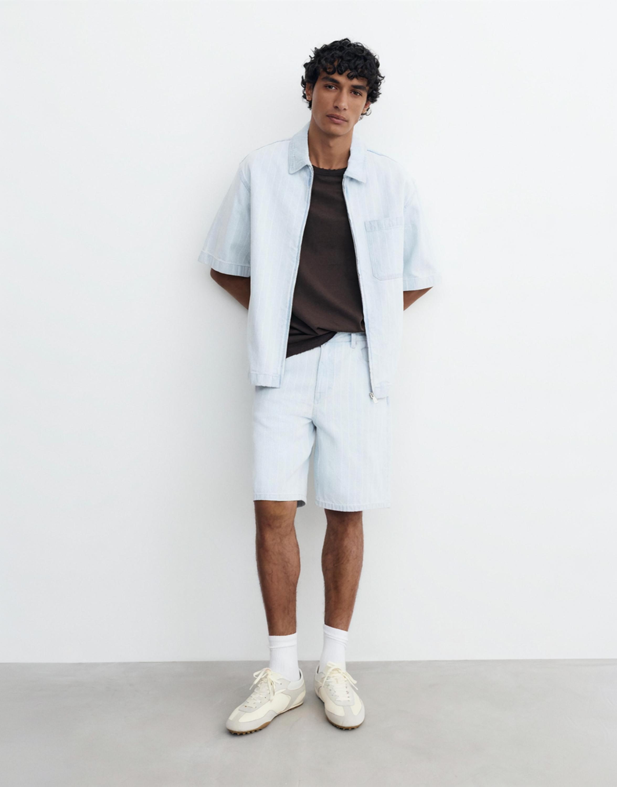 Standard fit jacquard denim Bermuda shorts — Pale blue