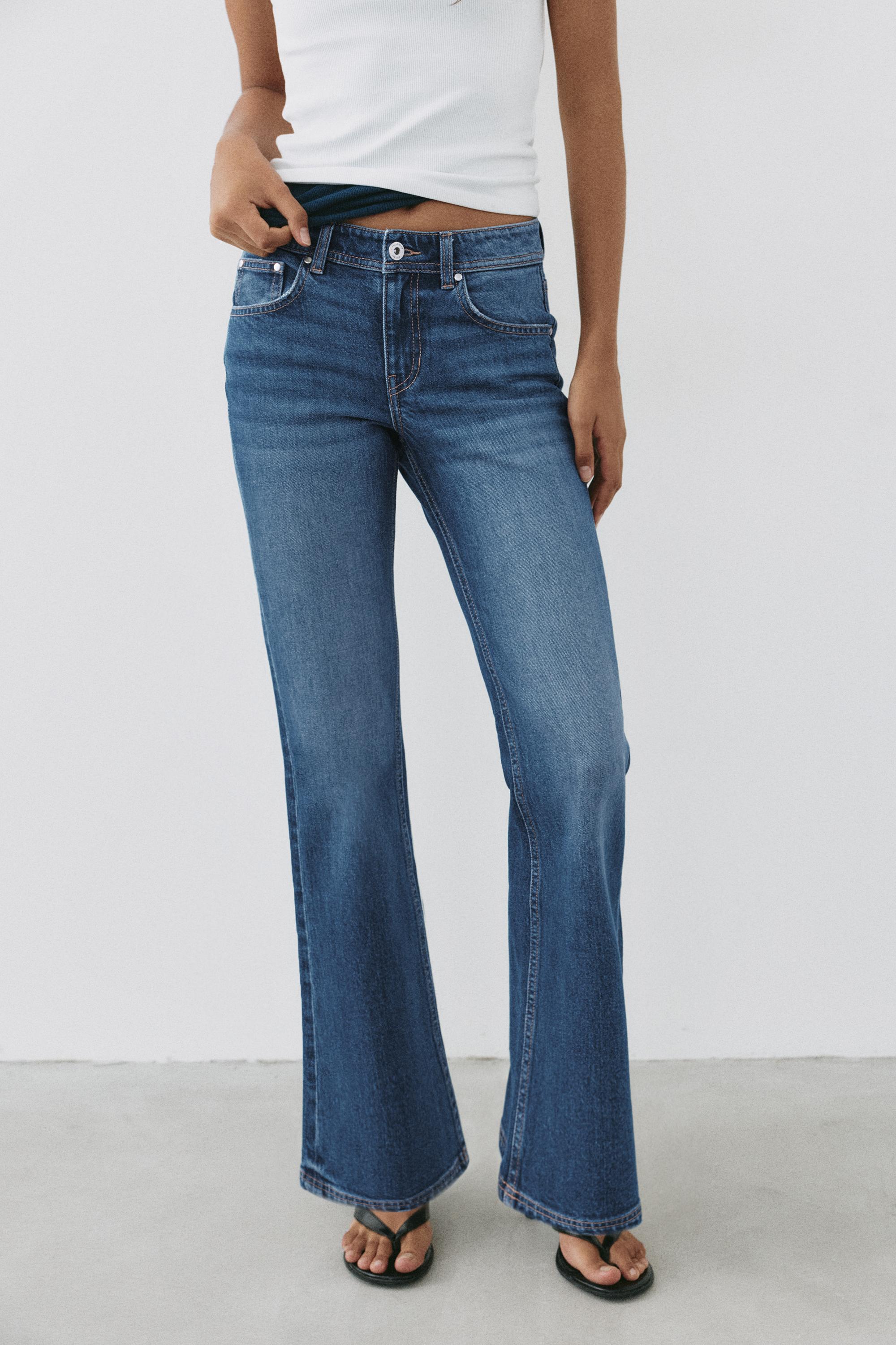 Low-rise boot-cut jeans — Medium blue