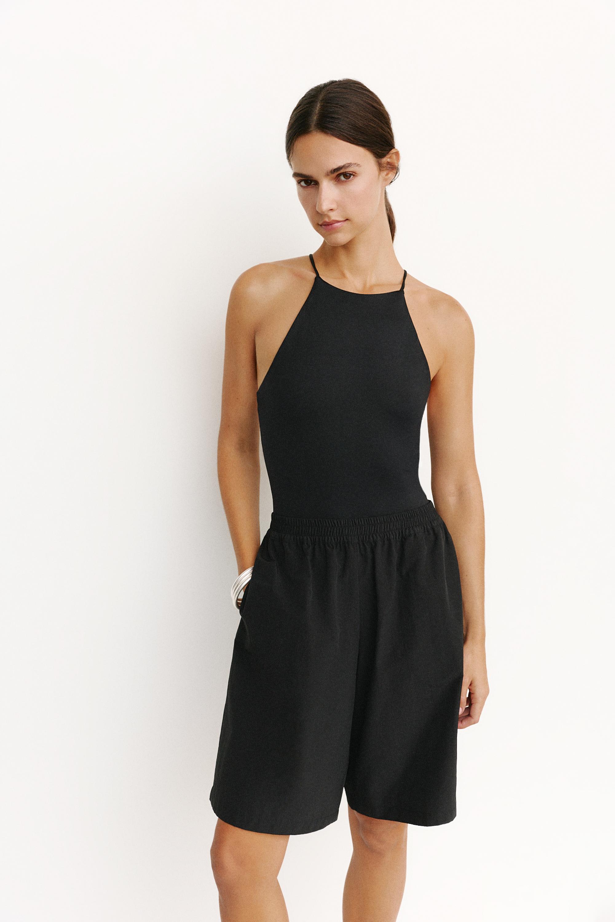 Halter strappy bodysuit — Black
