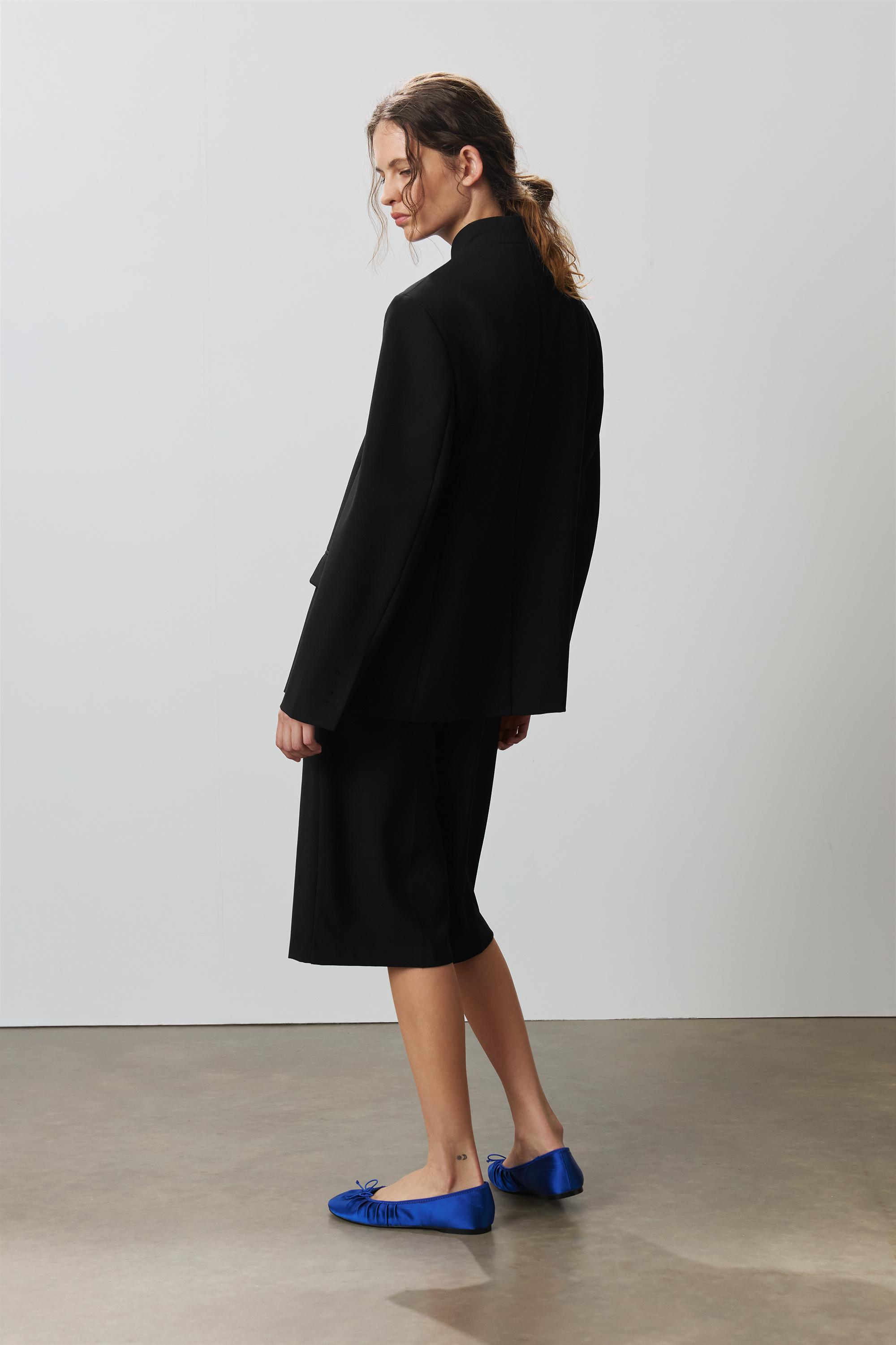 Tailored Bermuda shorts — Black