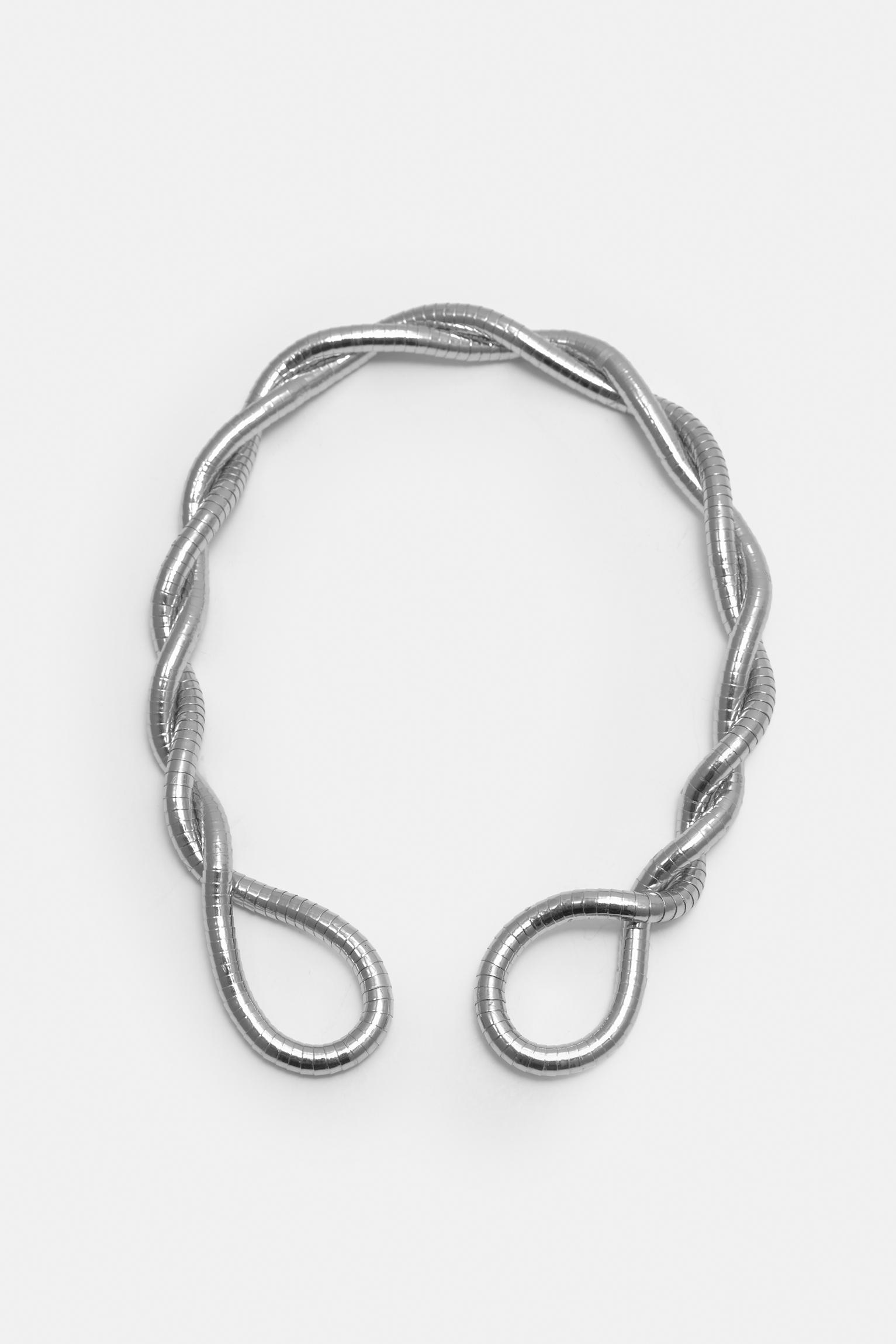Metallic necklace — Silver