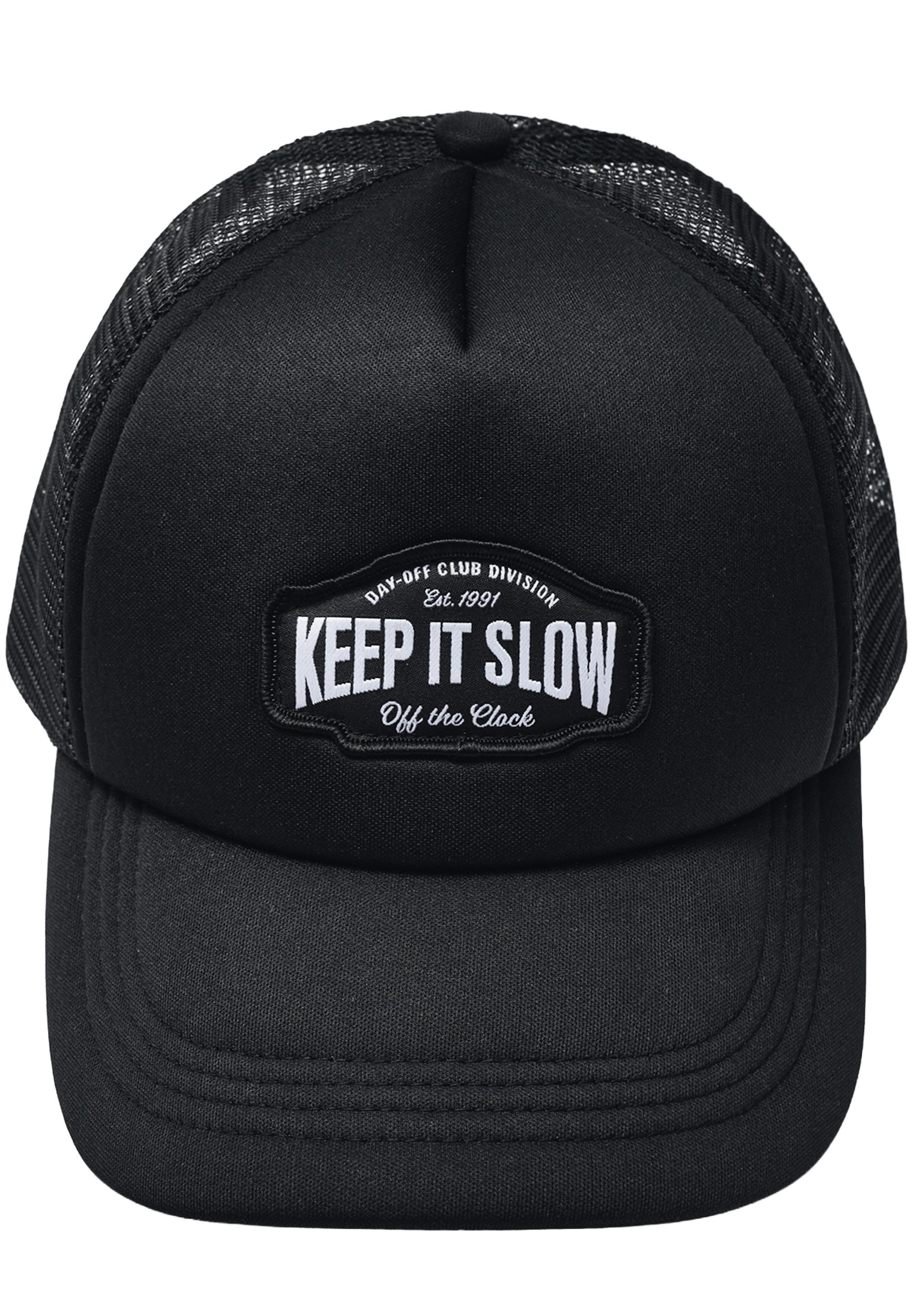 Black graphic trucker cap — Black