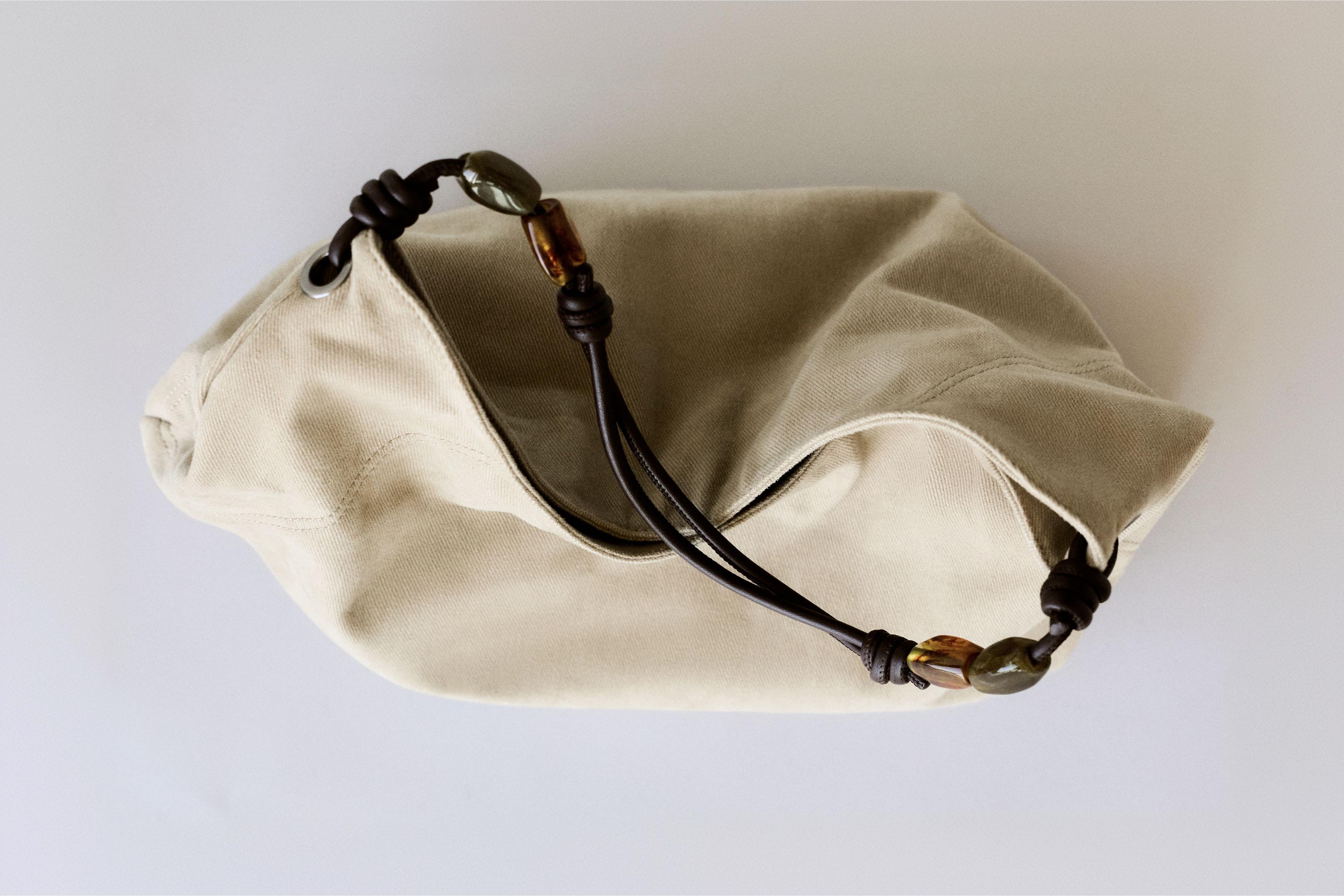 Beaded tote bag — Leather