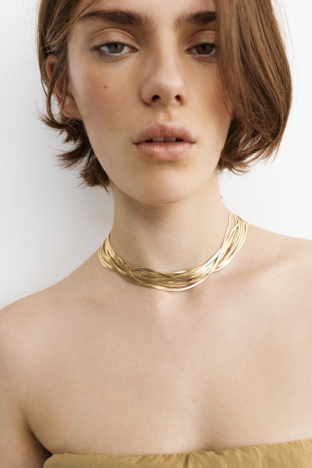 Multi-strand necklace — Gold