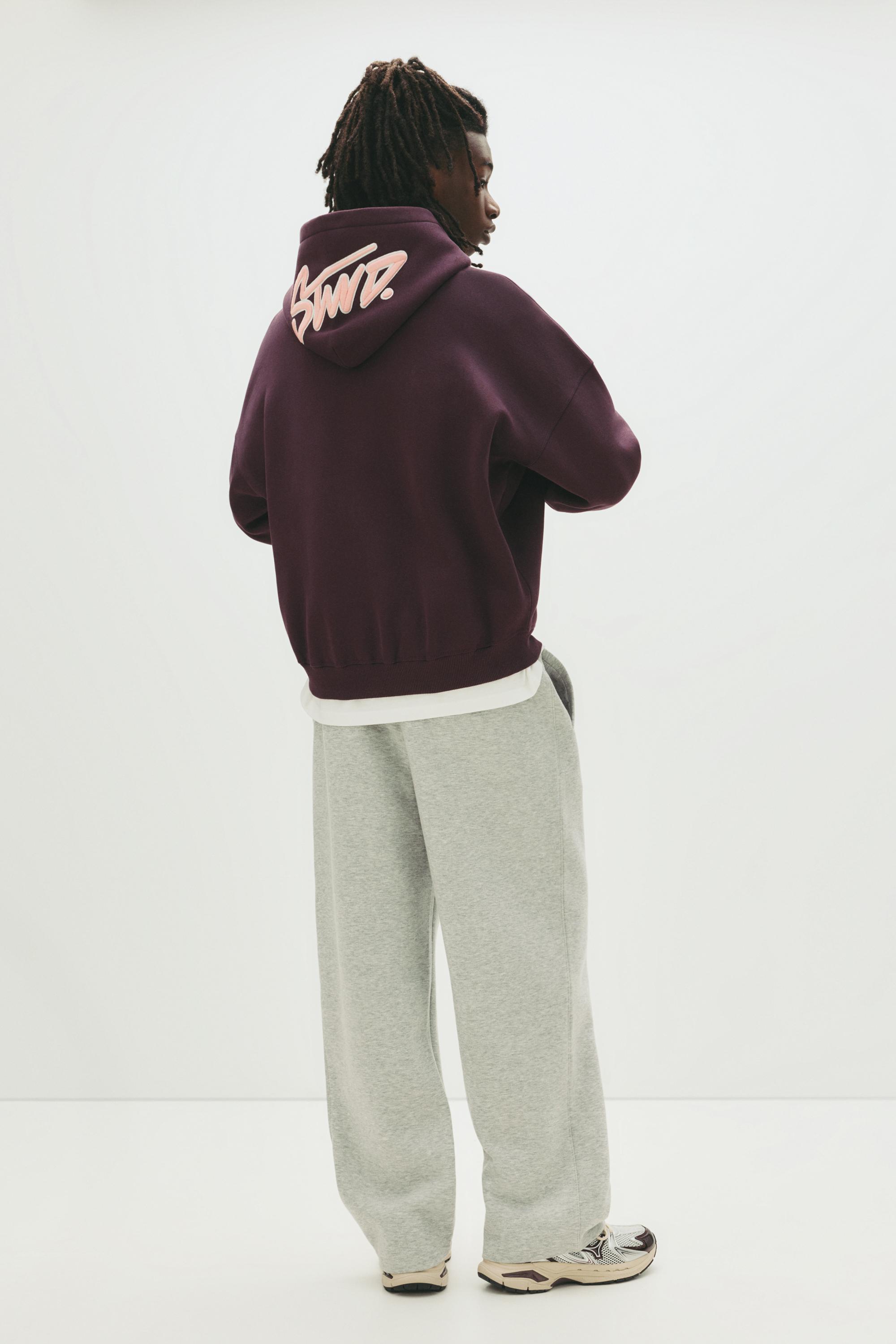 GRAPHICS - TRENDS - PULL&BEAR Canada