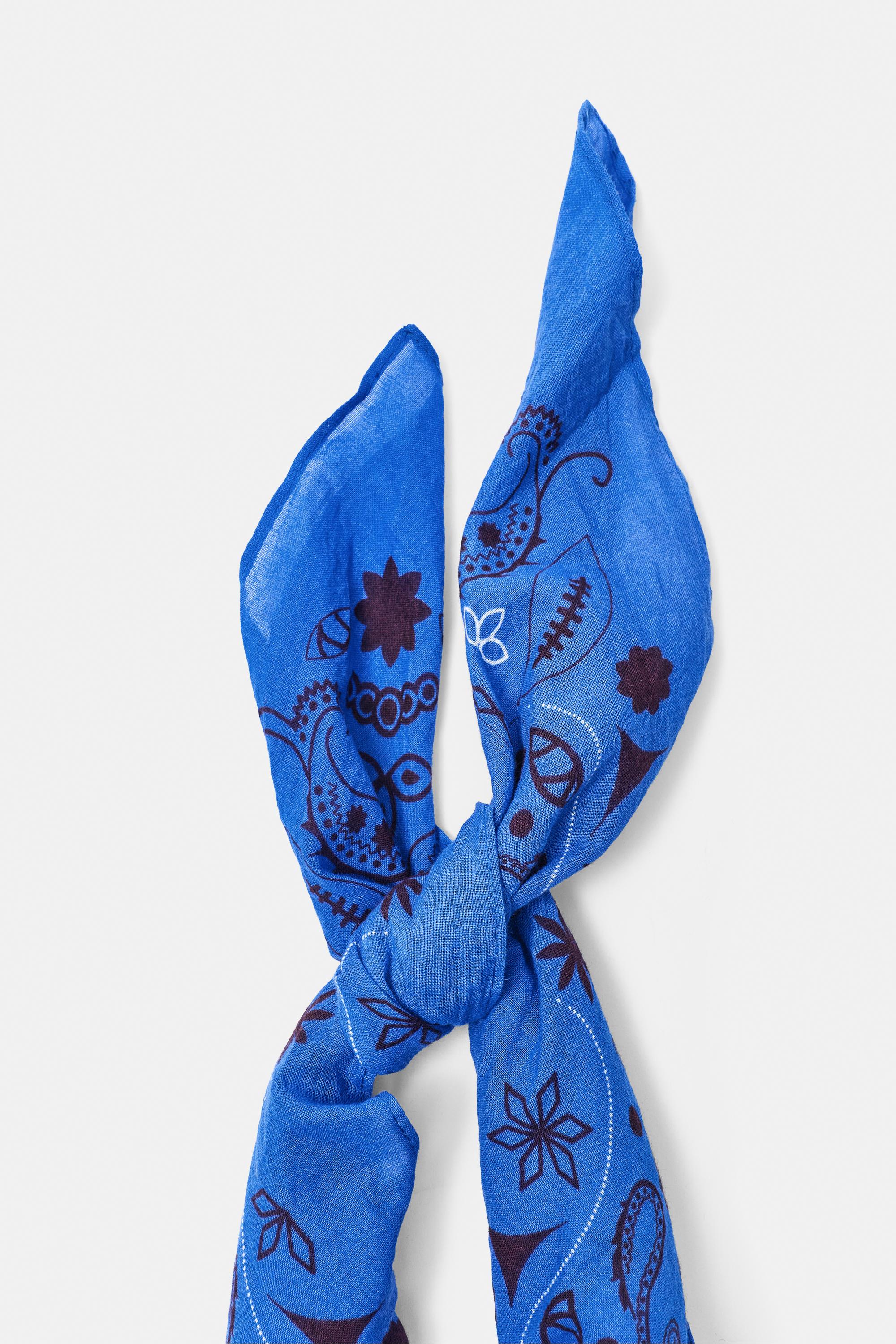 Blue printed bandana — Blue