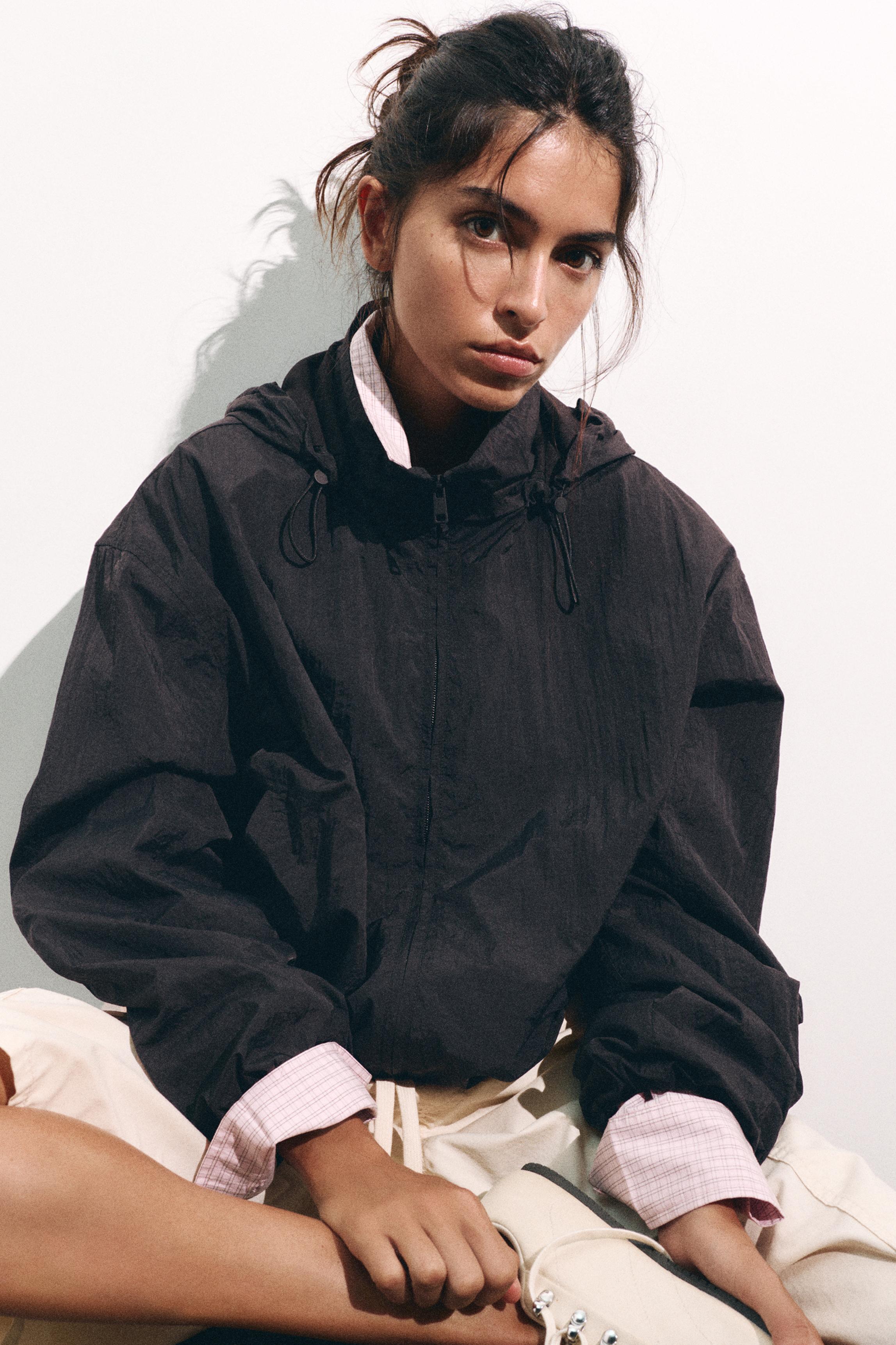 Lightweight hooded jacket — Black