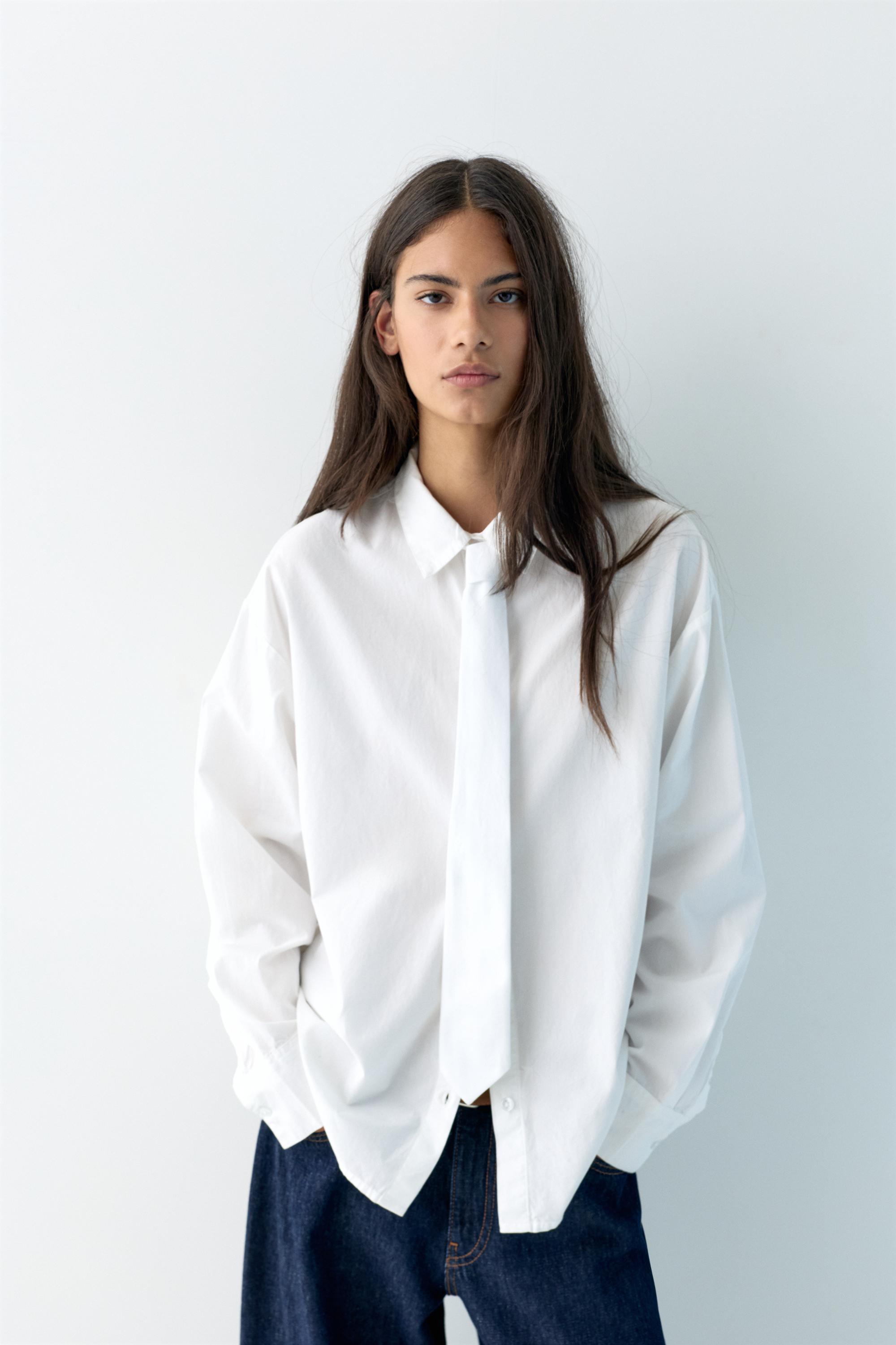 Kravatlı poplin gömlek