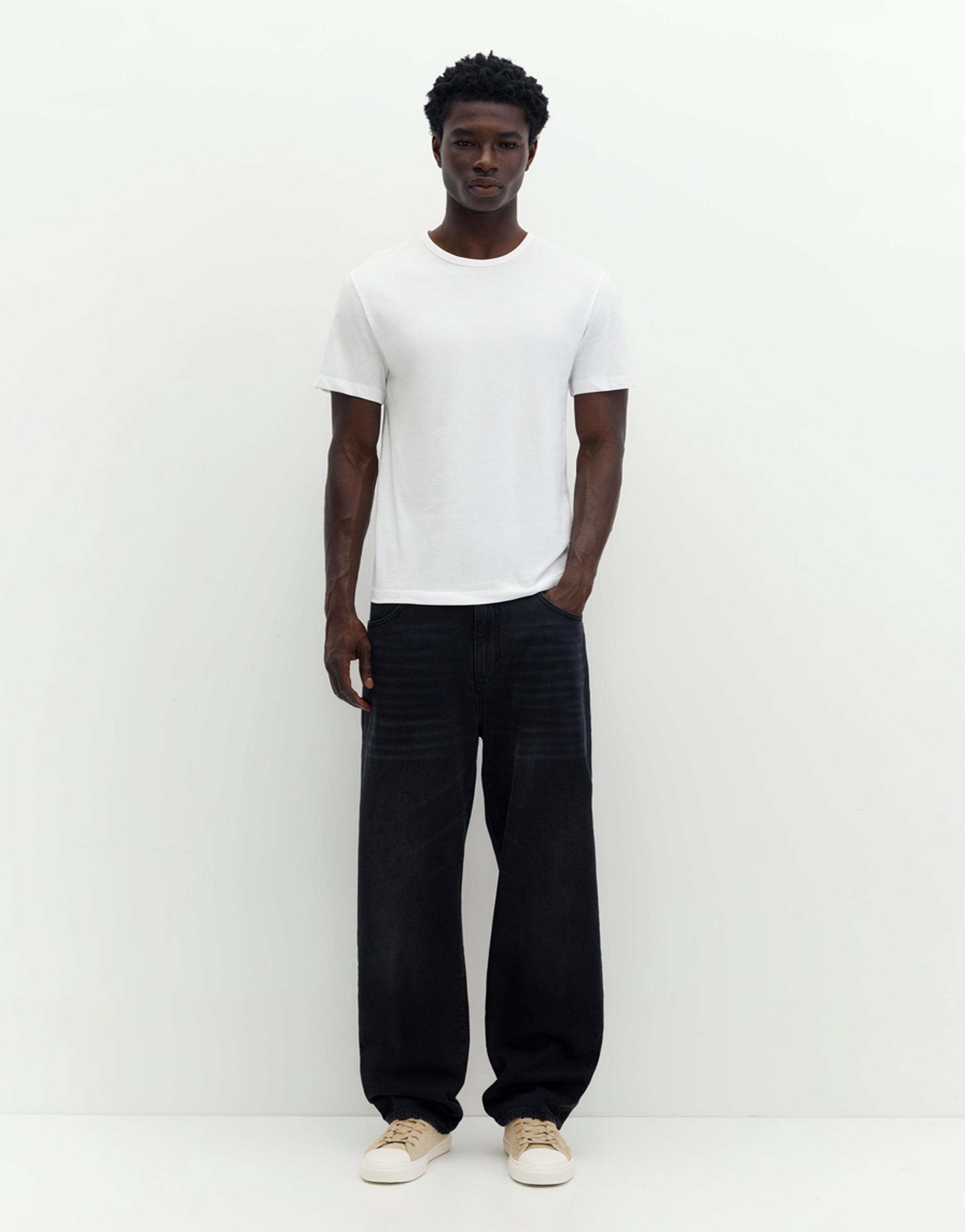 Slim fit basic T-shirt — White
