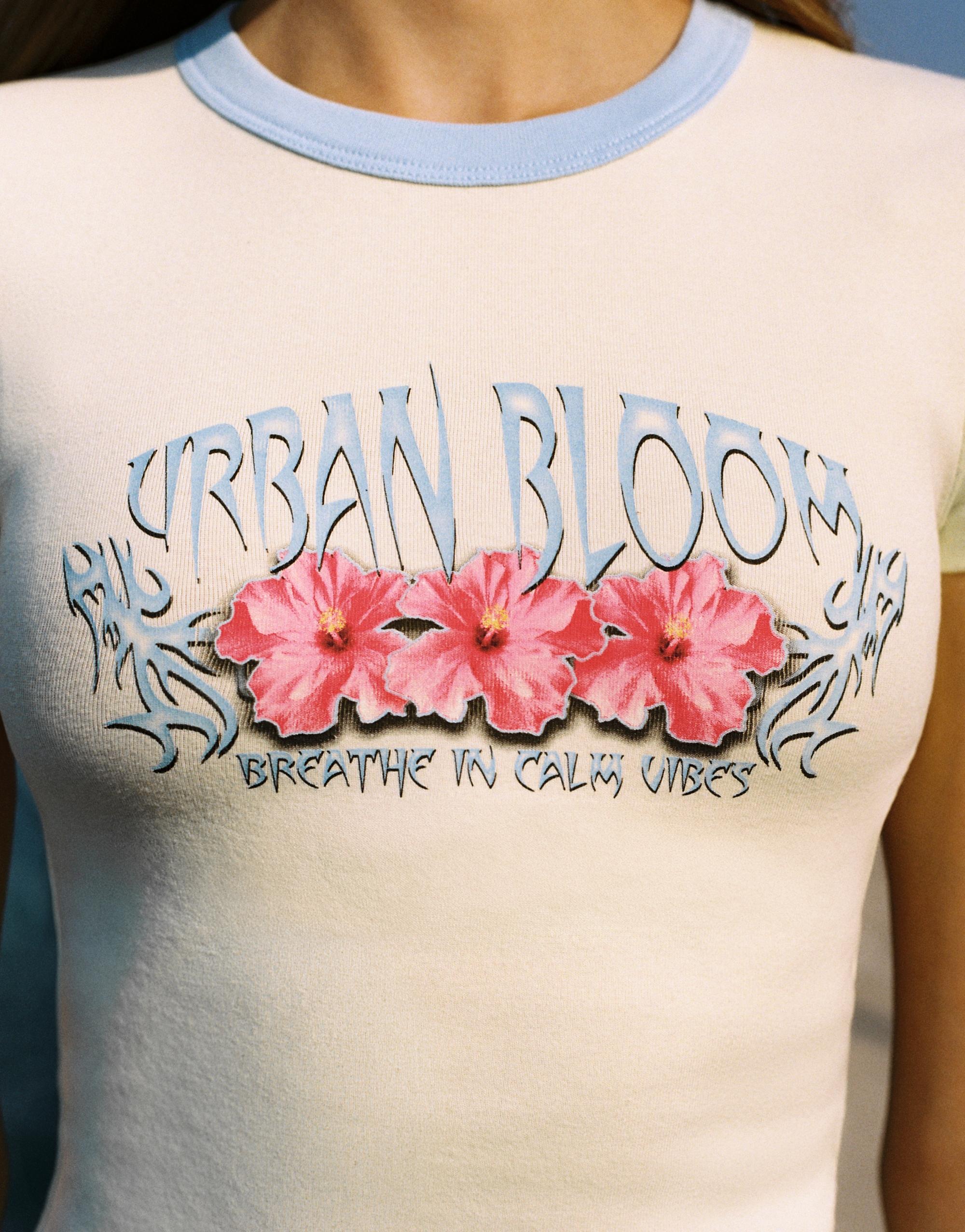 Floral graphic T-shirt — Pale yellow