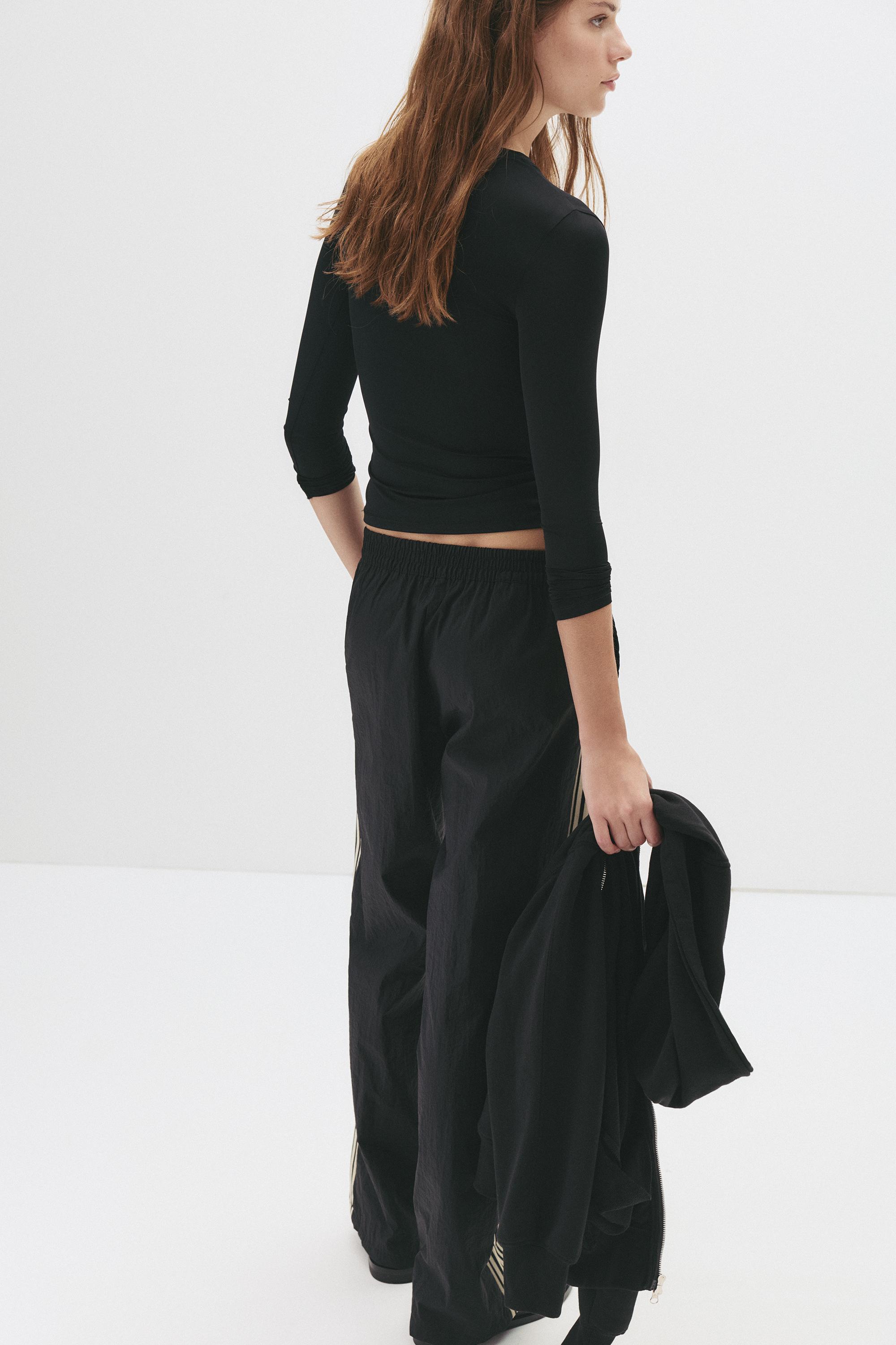 Fitted polyamide T-shirt — Black