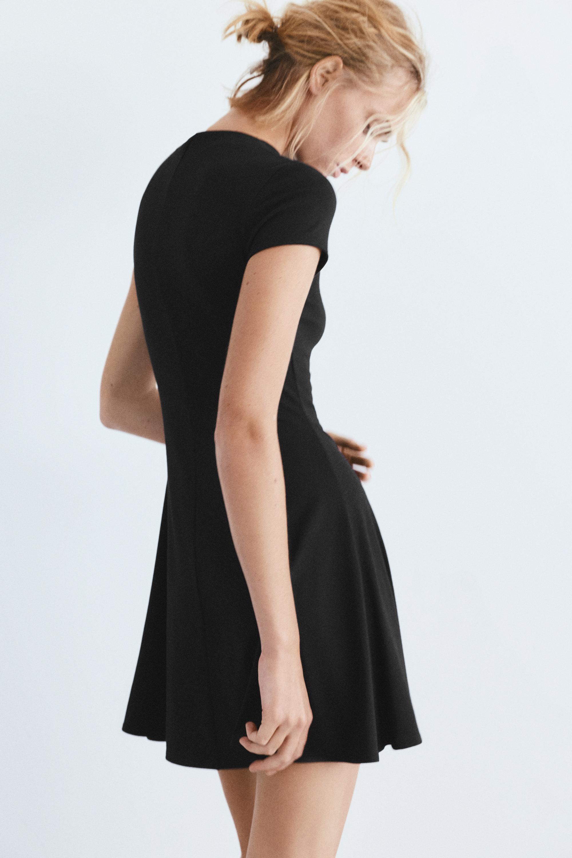 Short mock neck dress — Black