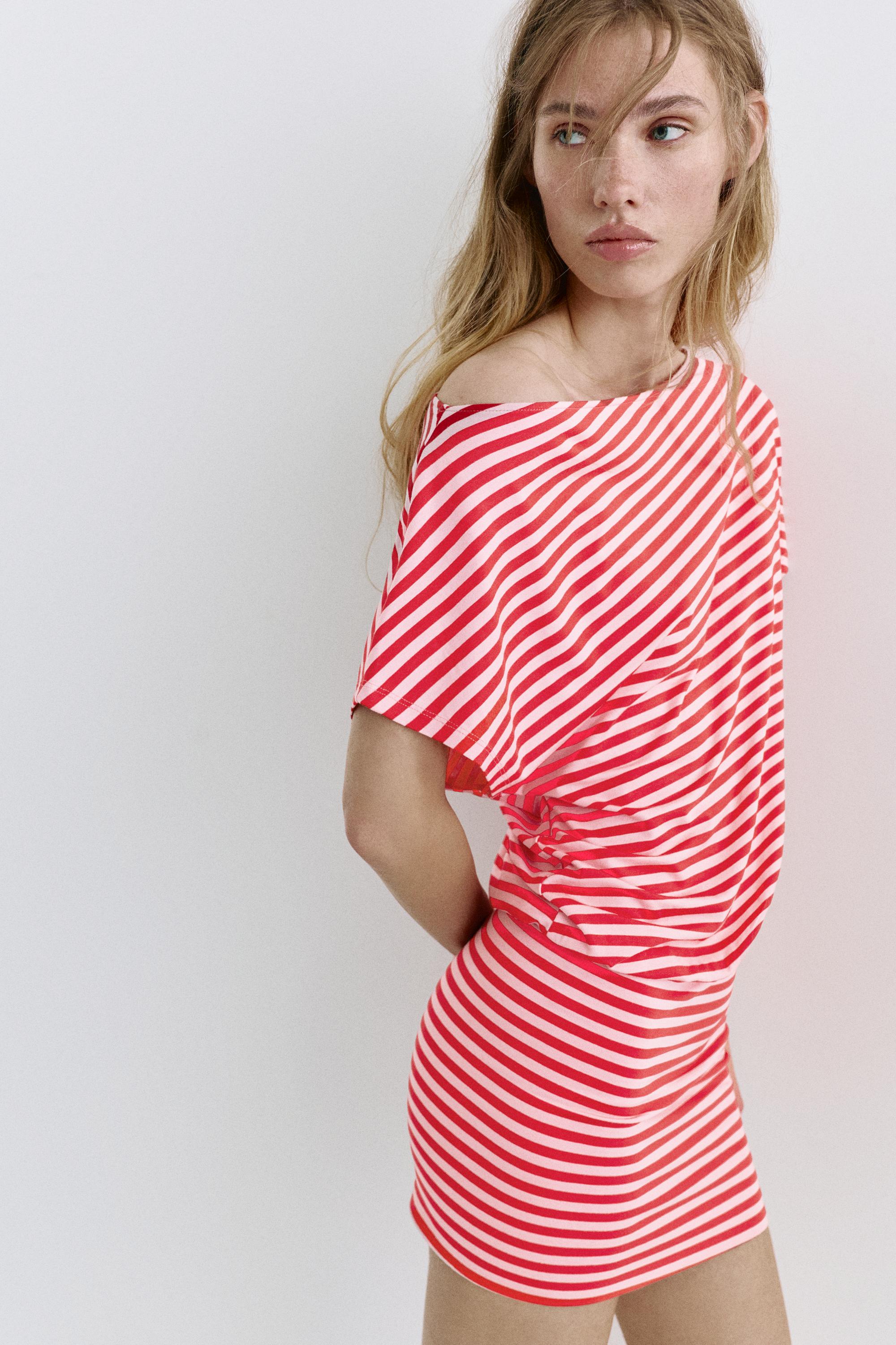 Short asymmetric dress — Striped