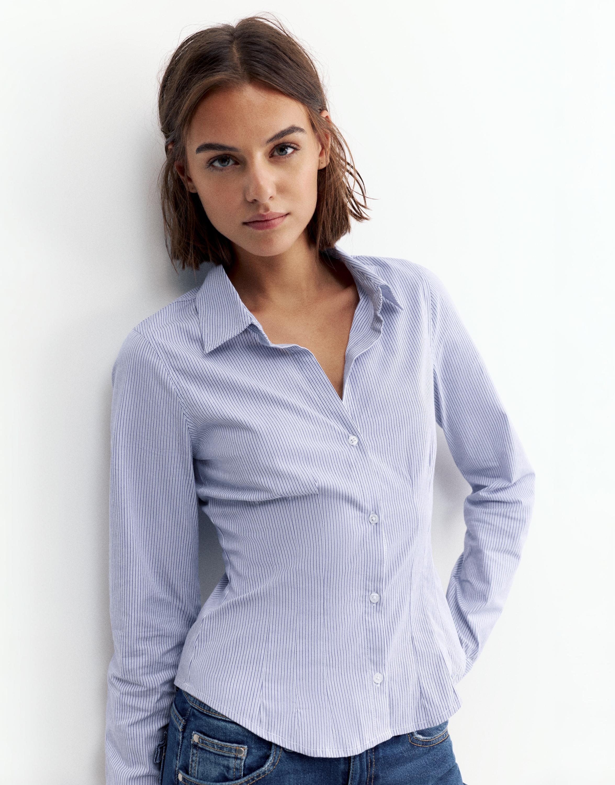 Fitted wide-cuff shirt — Blue/White