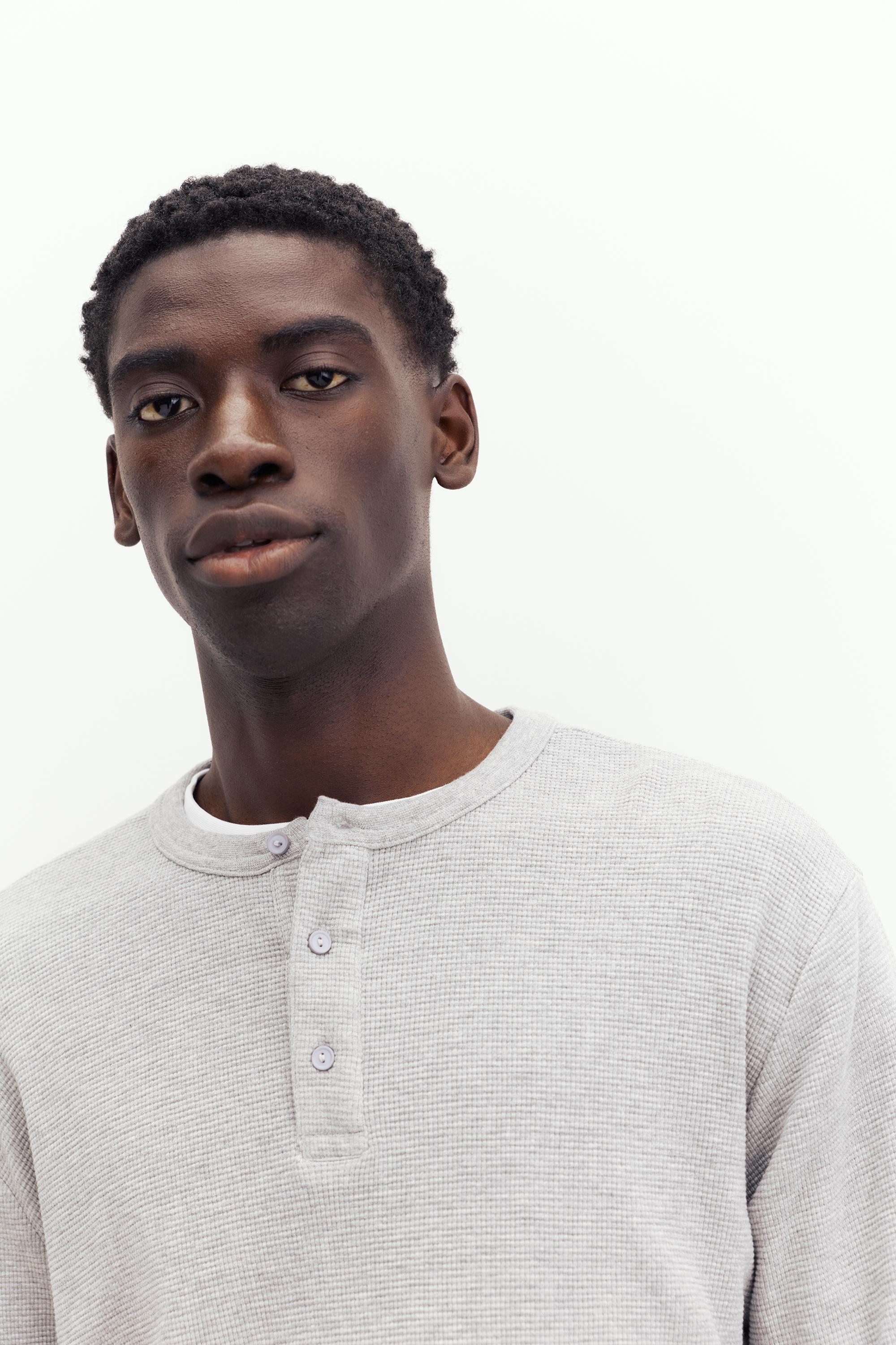 Waffle-knit long sleeve T-shirt — Pale marl