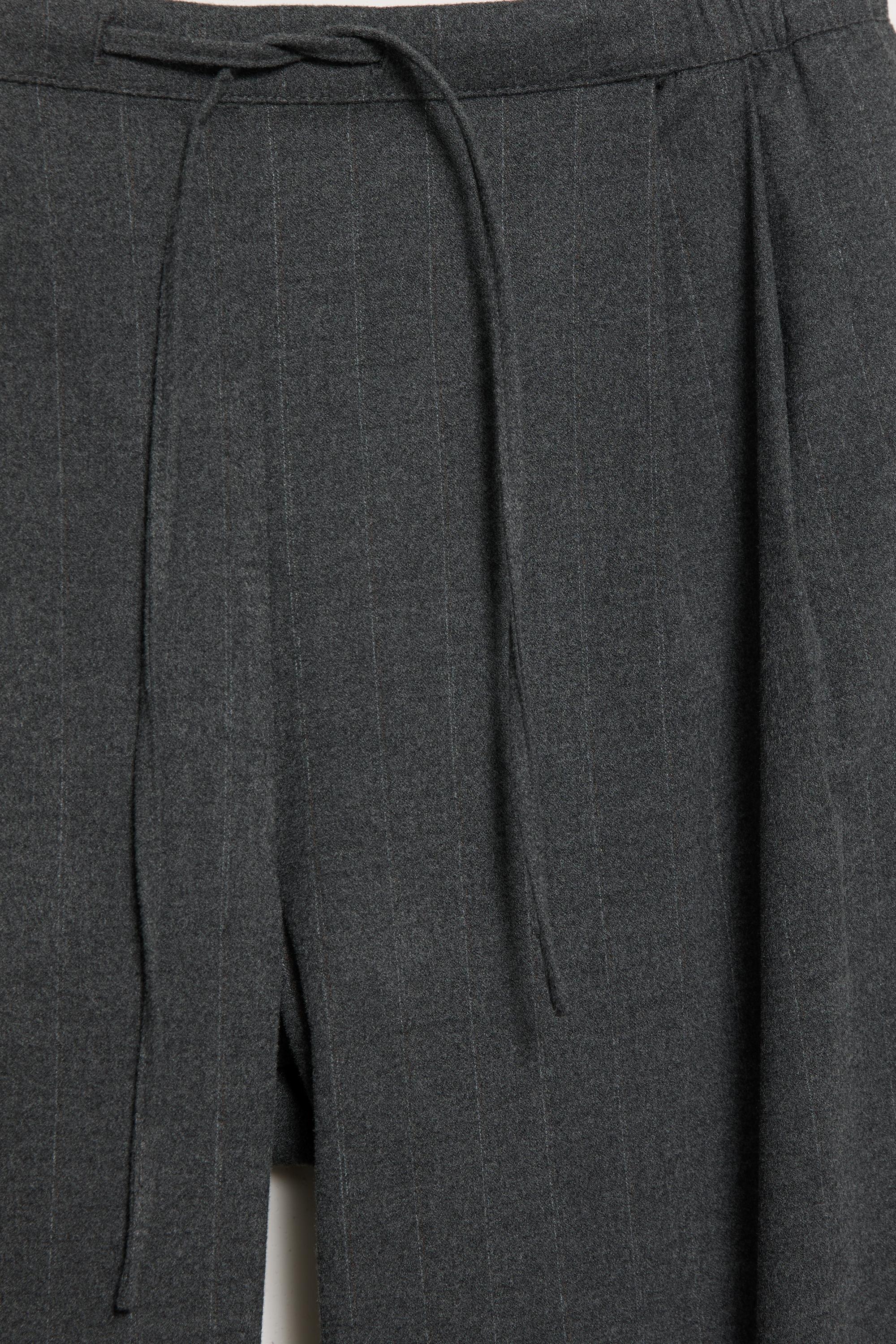 Pinstripe jogger trousers — Grey