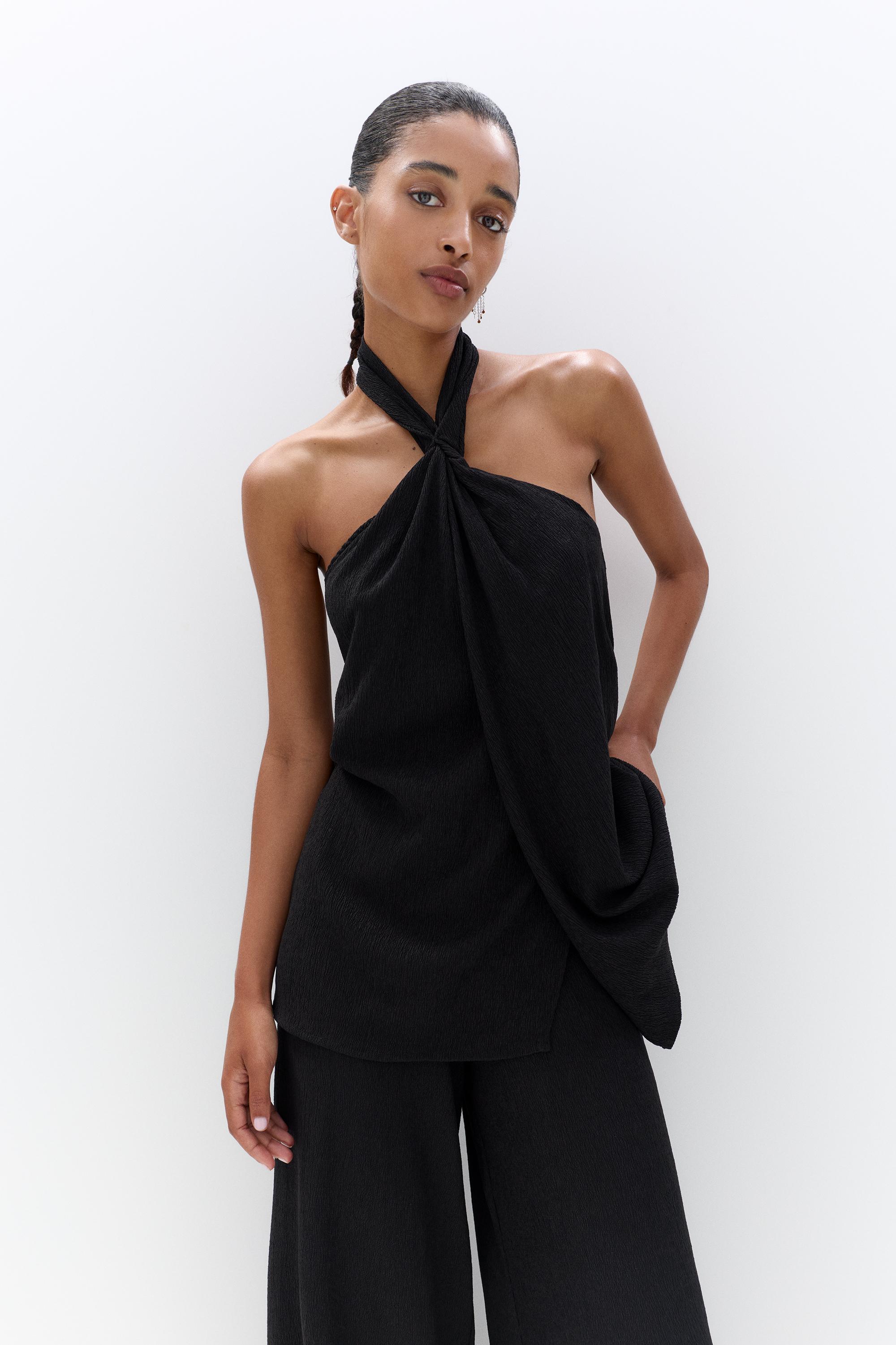 Rustikales Neckholder-Top