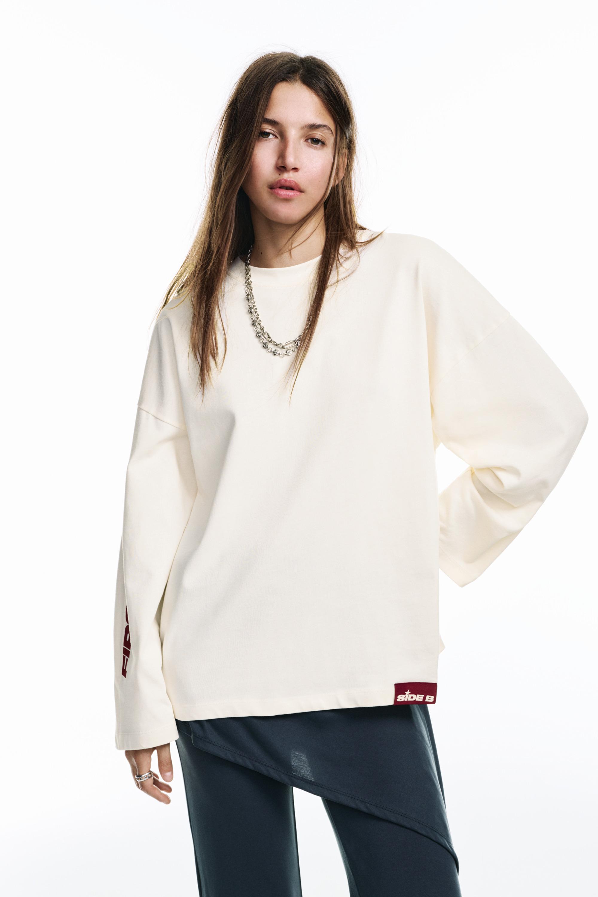 Grafik baskılı beyaz t-shirt - Görsel 8