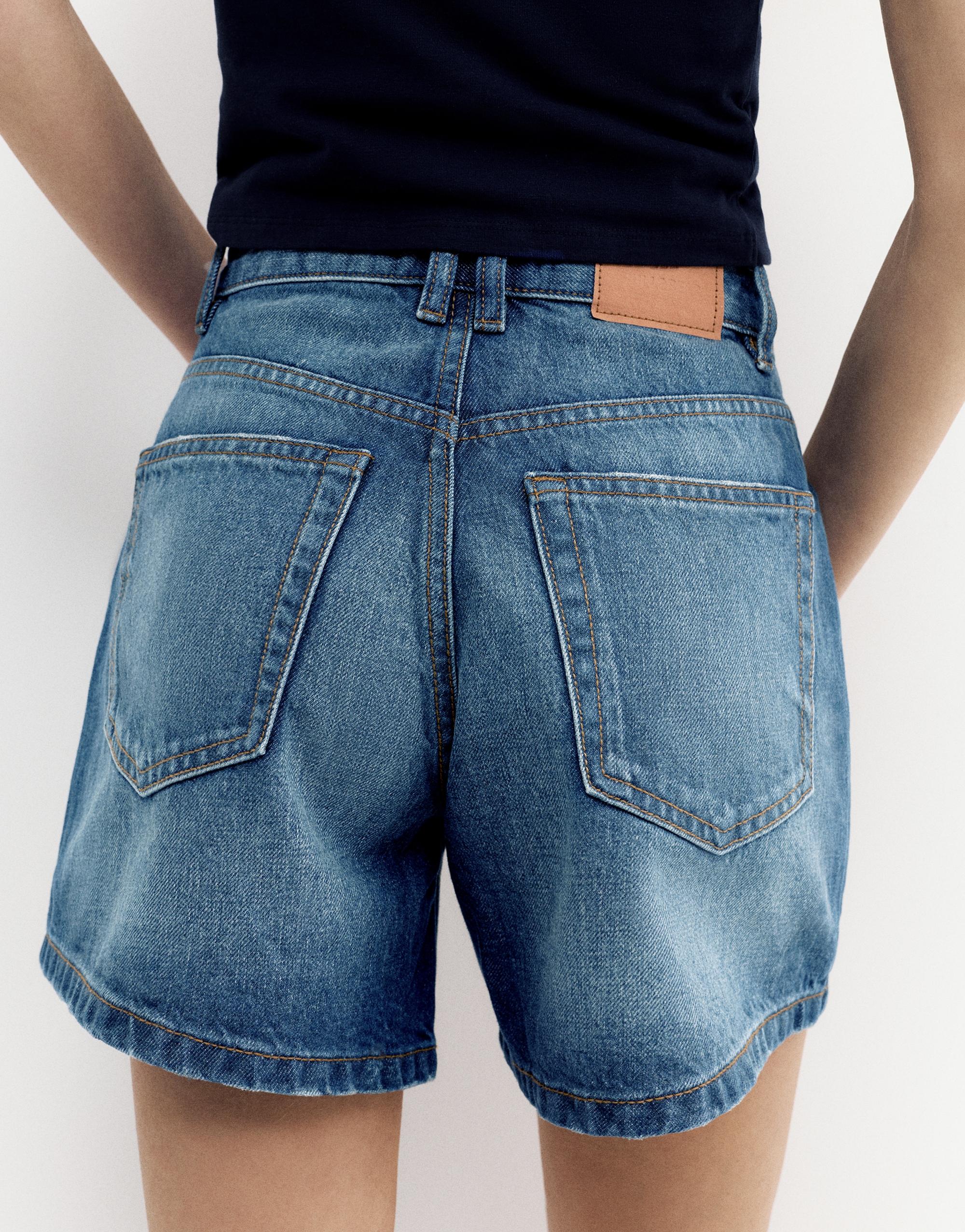 Mid-waist denim Bermuda shorts — Dark blue