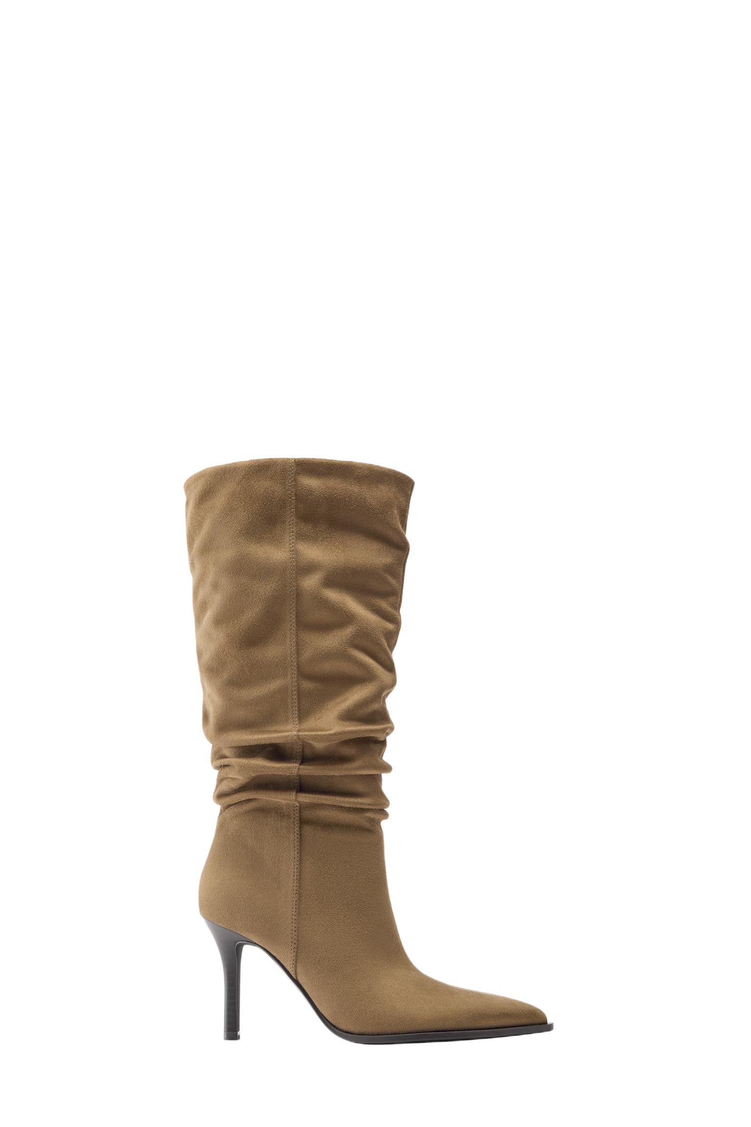 High-heel ruched boots — Sand