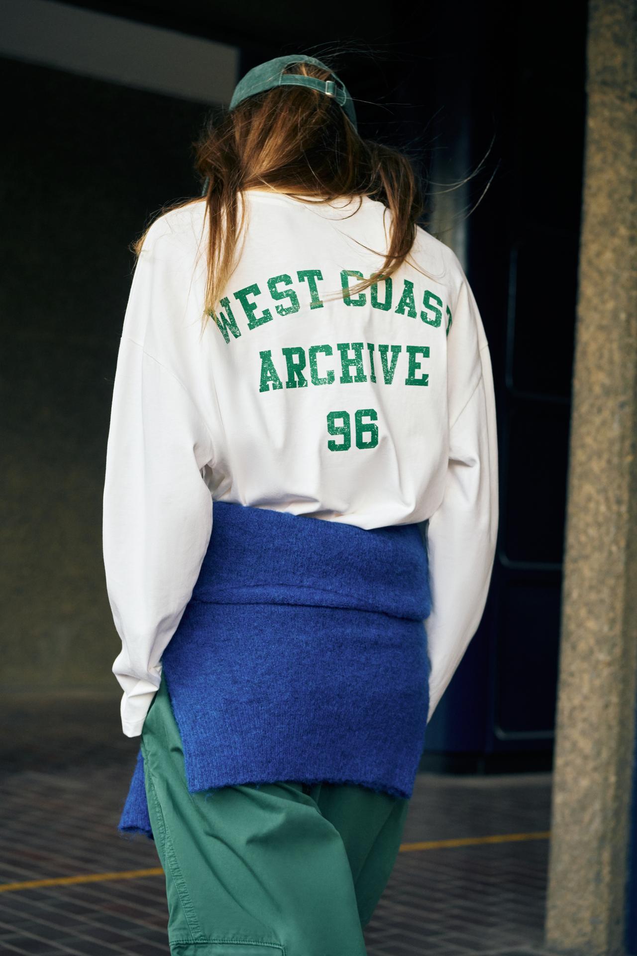 Los Angeles Graphic Oversize T-shirt — Ice