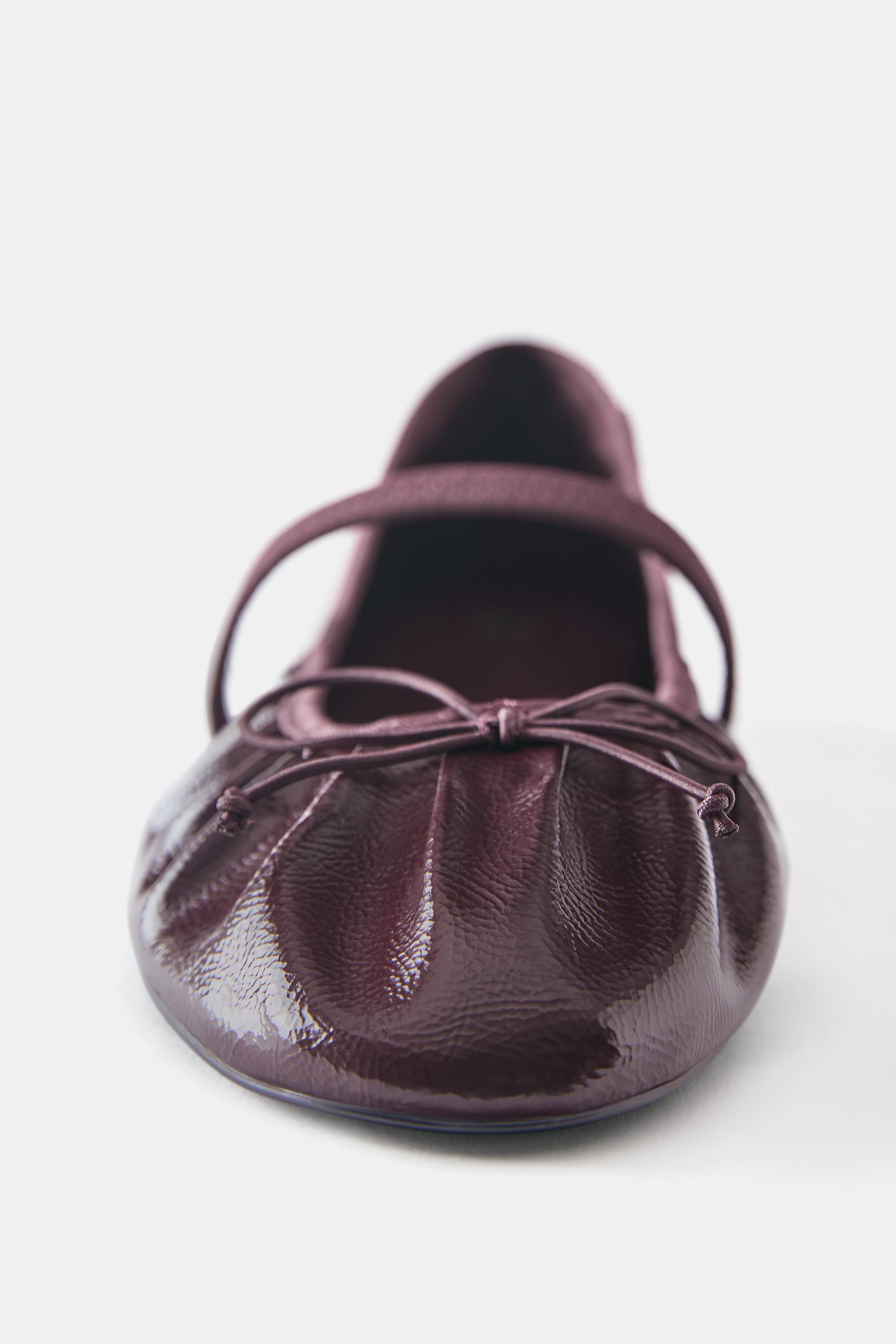 Gathered ballerina pumps — Maroon