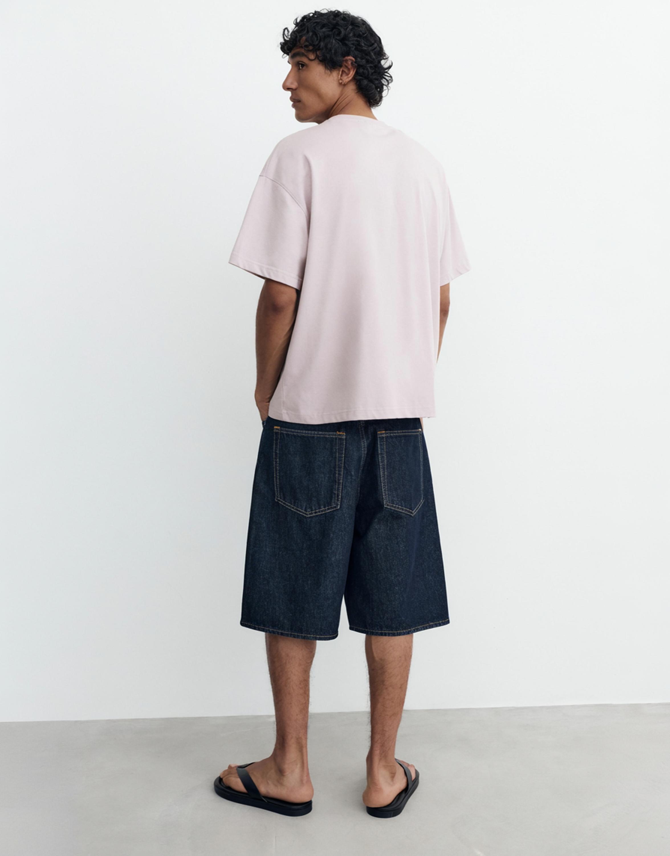 Boxy-fit graphic T-shirt — Lilac