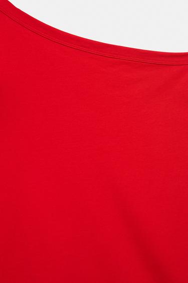 Asymmetric oversize T-shirt — Red 6