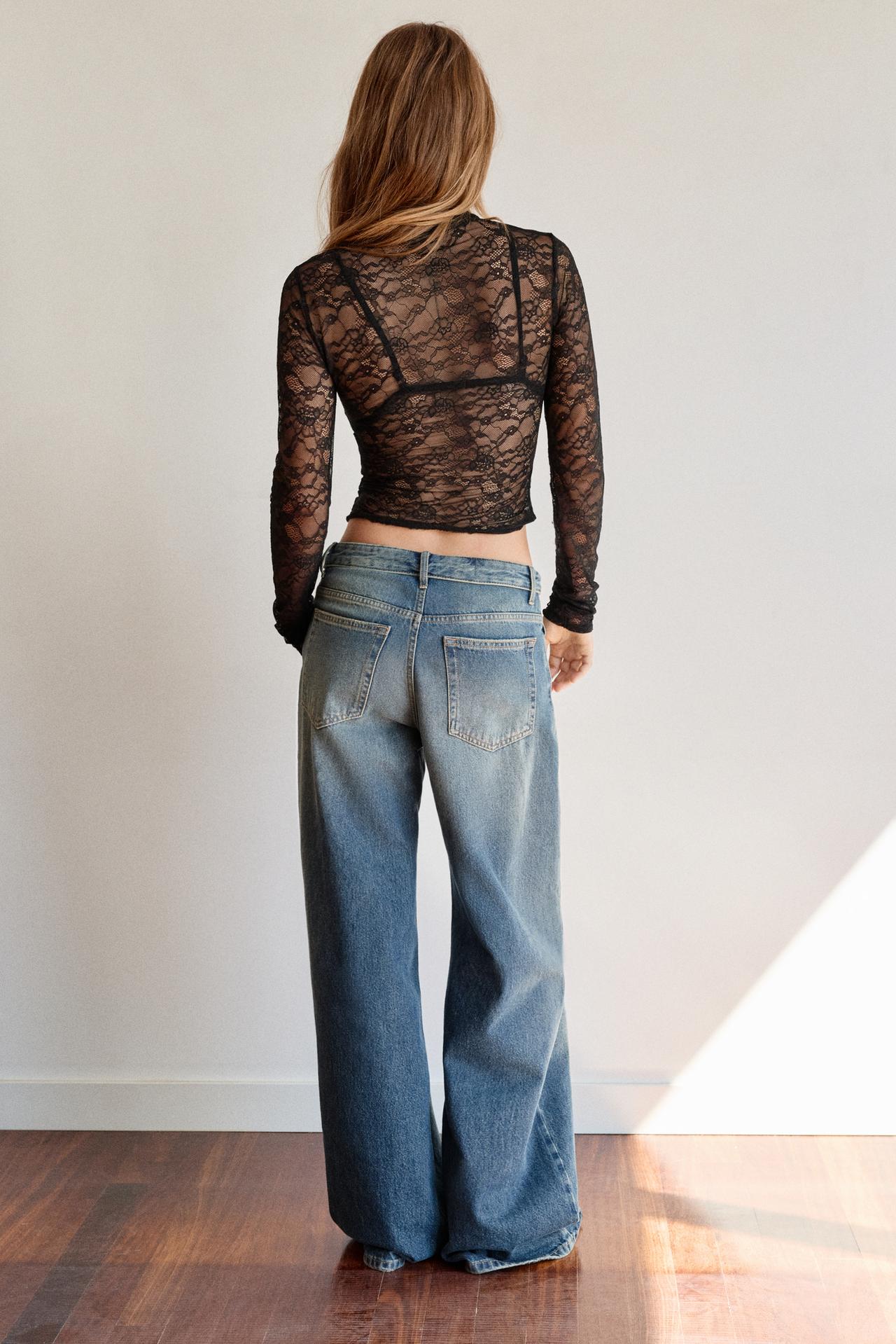 Lace top — Black