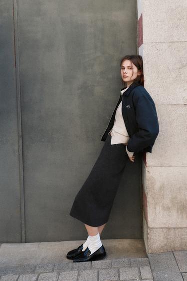 Soft-touch straight midi skirt — Anthracite grey 3
