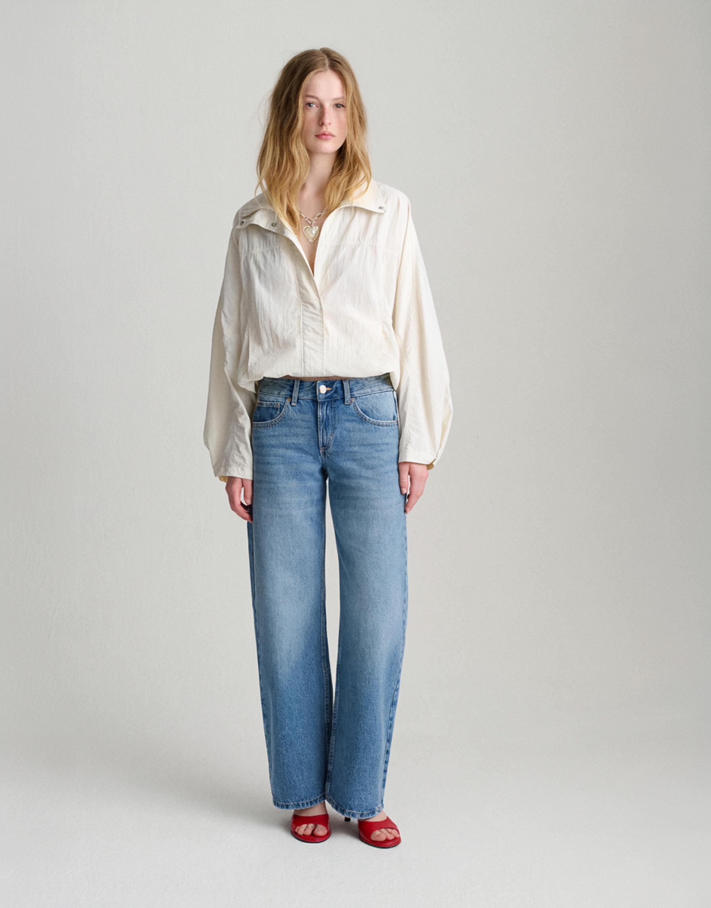 Low-rise straight-leg jeans — Medium blue