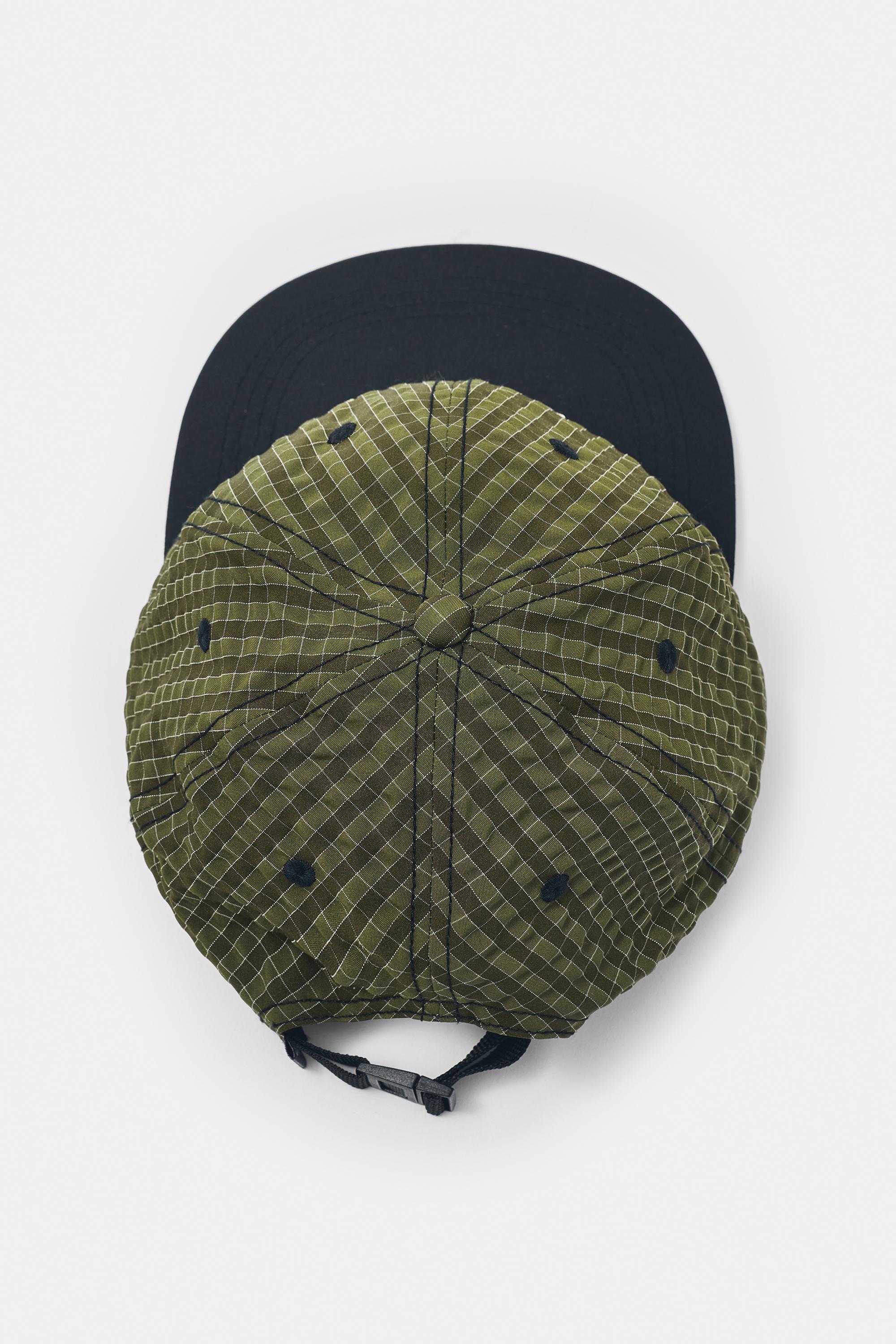 Ripstop cap with embroidery — Medium green