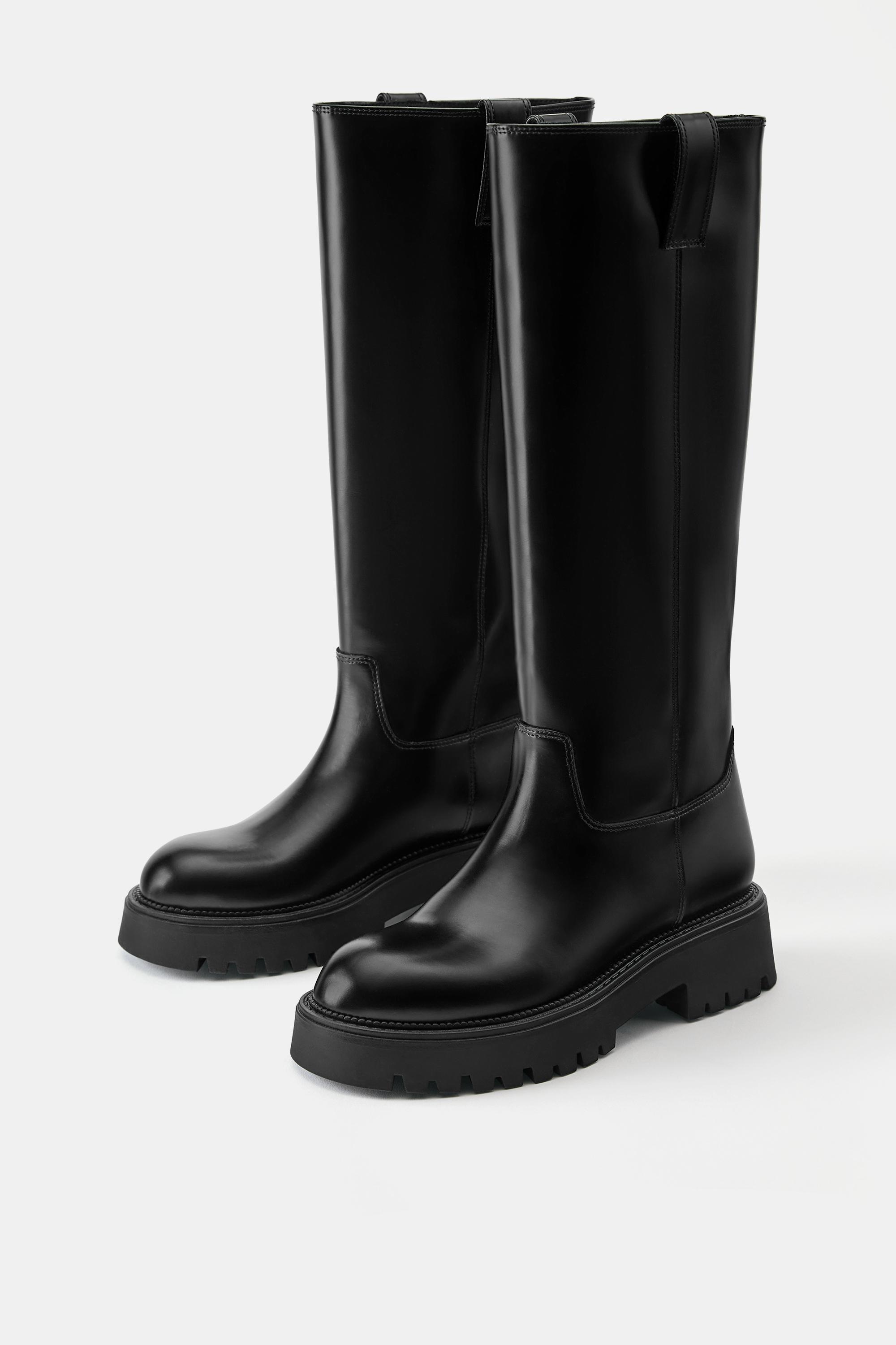Flat high boots — Black
