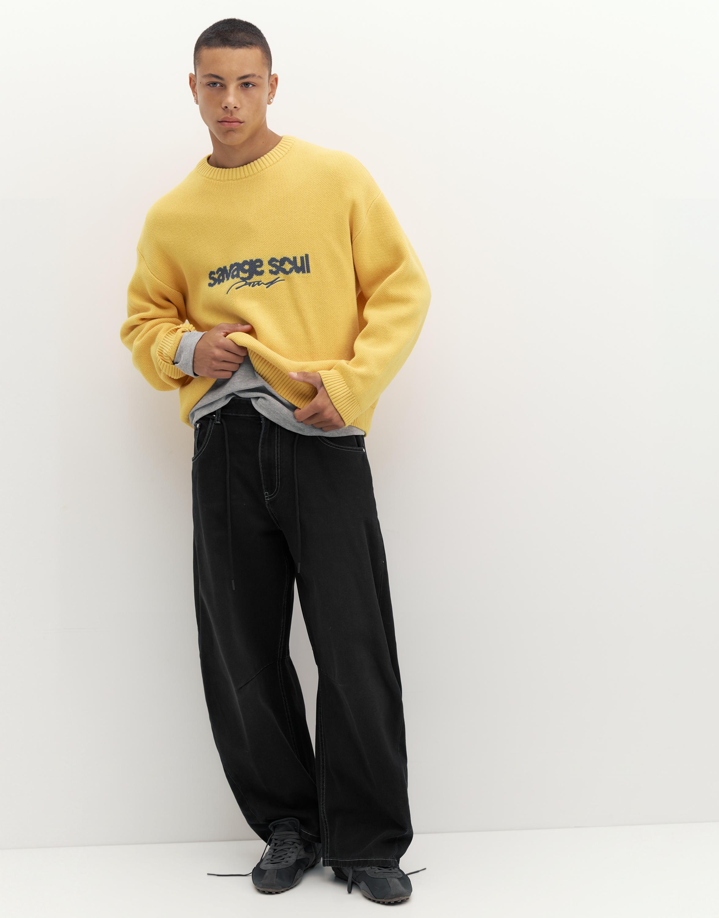 Pull&Bear Grafik kemerli barrel jean görsel 7