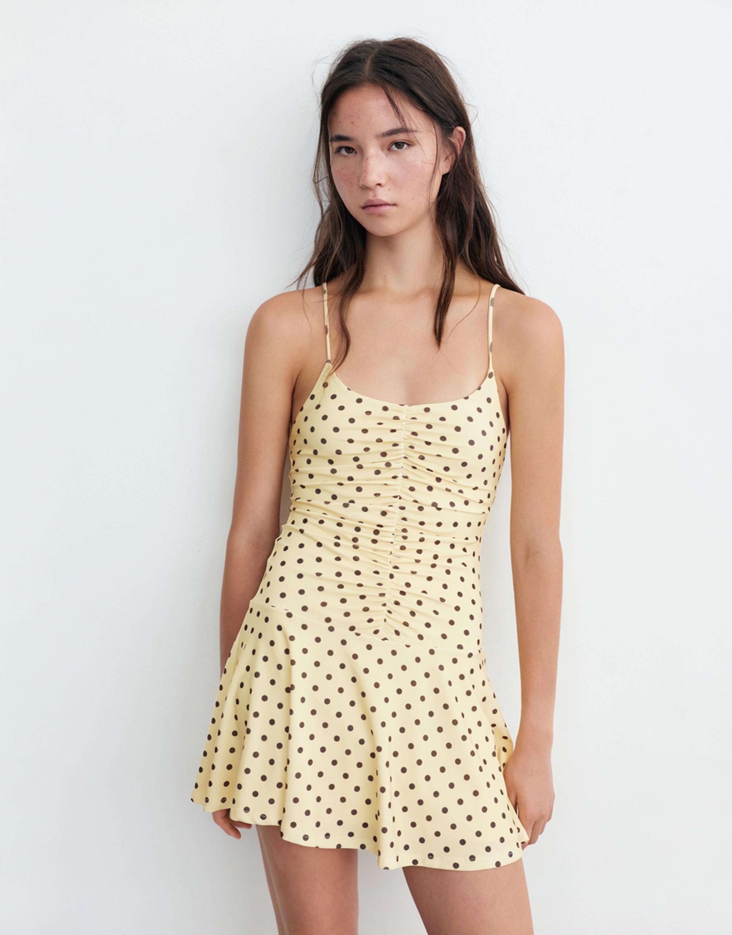 Short strappy gathered dress — Yellow