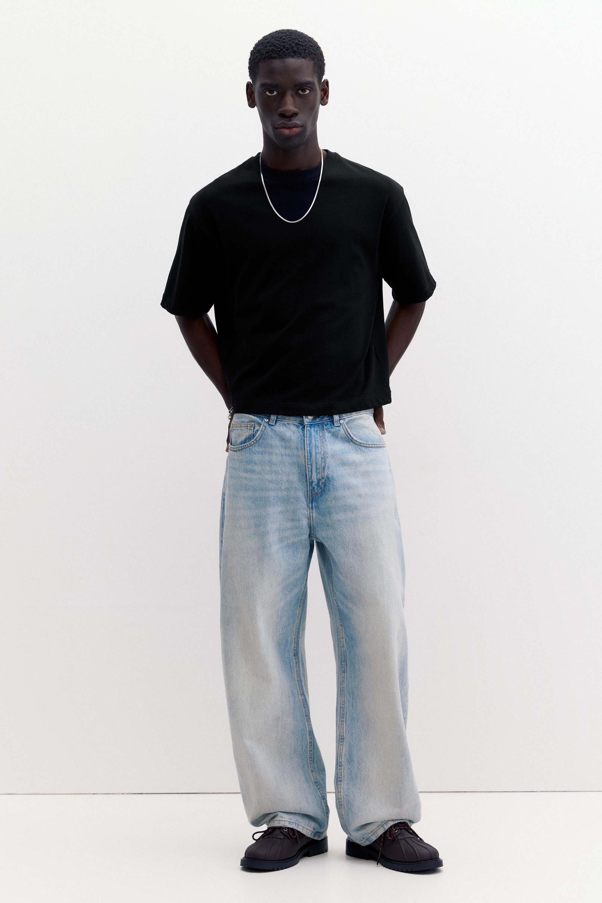 Cropped short sleeve T-shirt — Black
