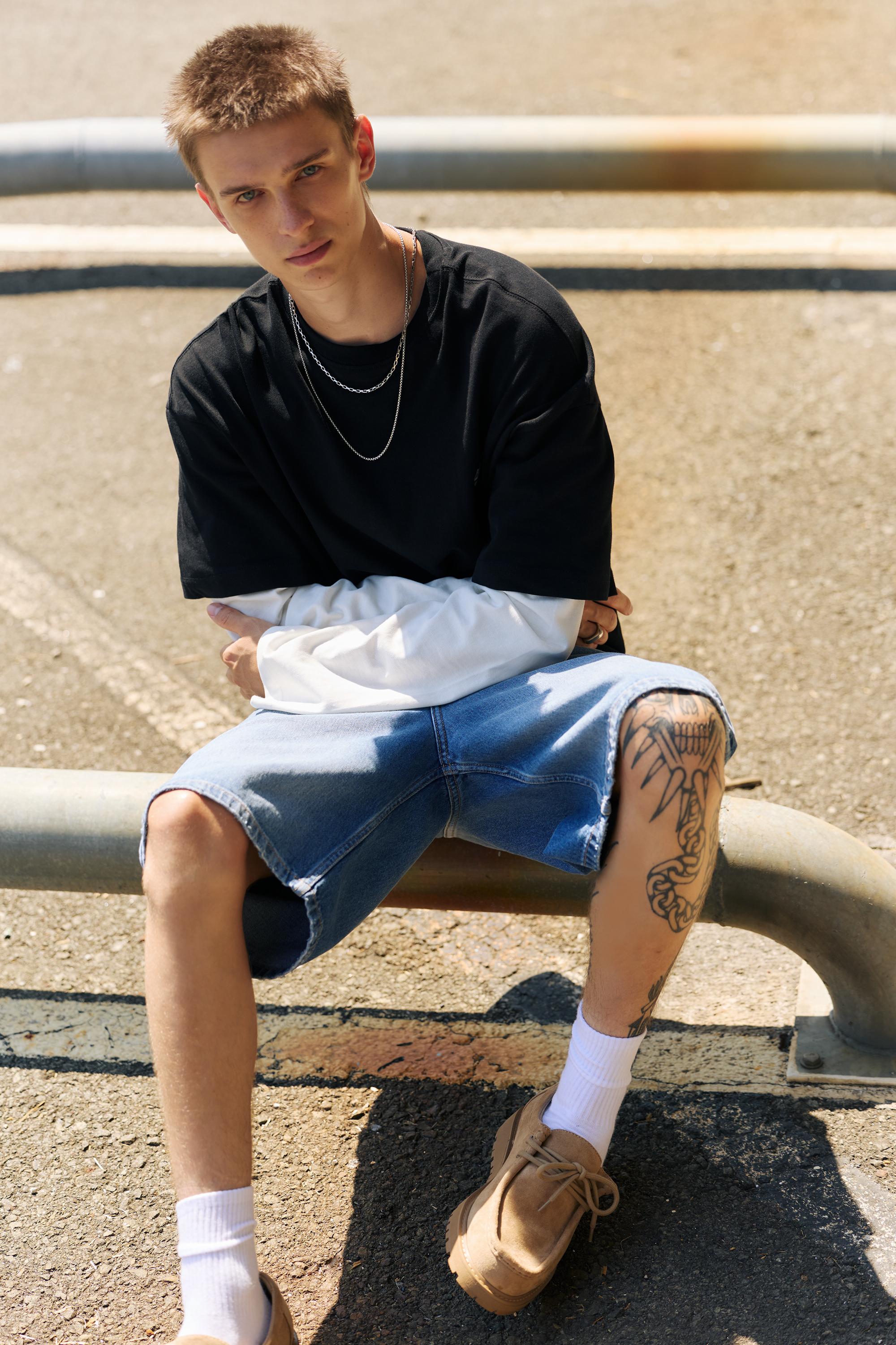 Double sleeve T-shirt — Black