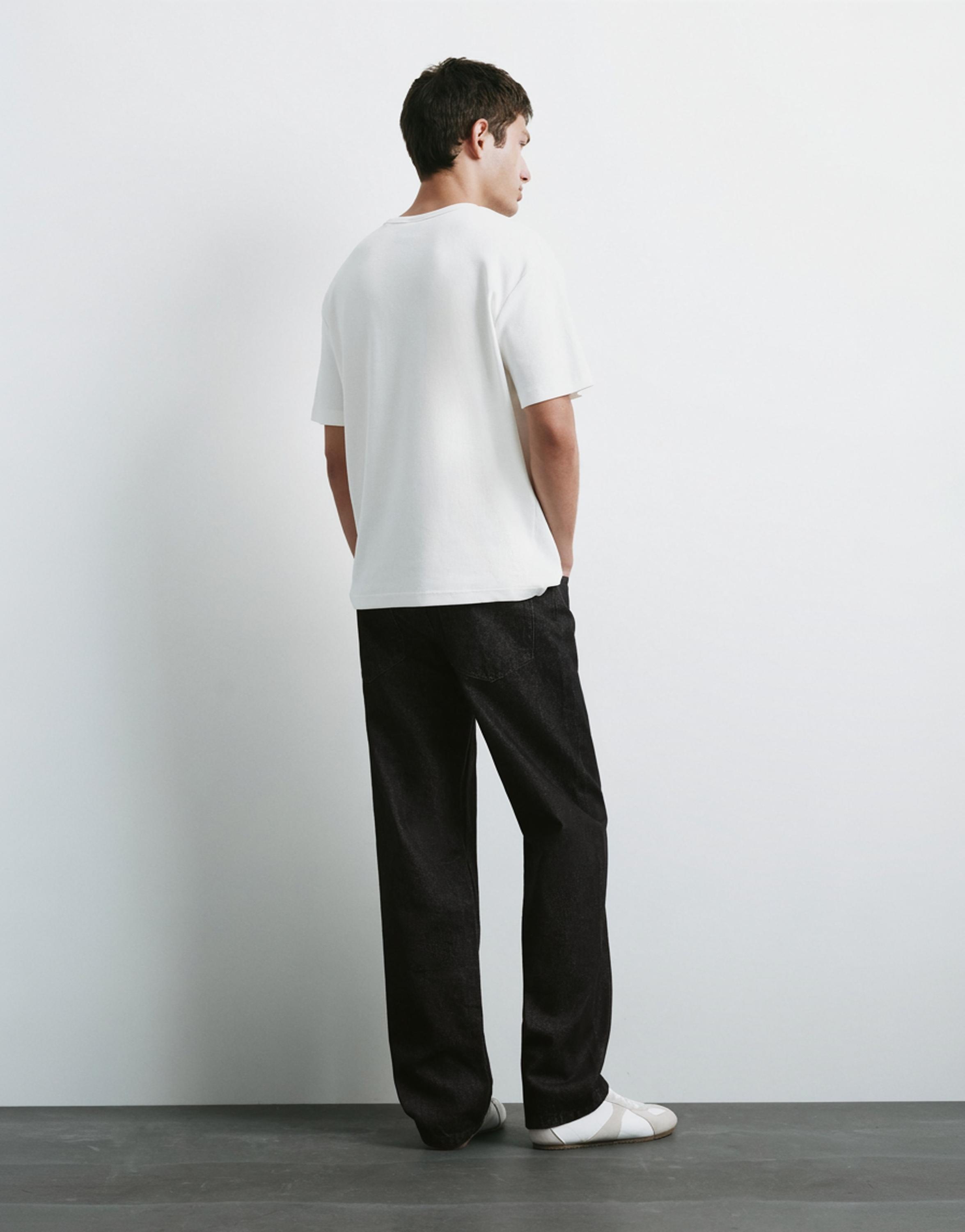 Straight-leg jeans — Black