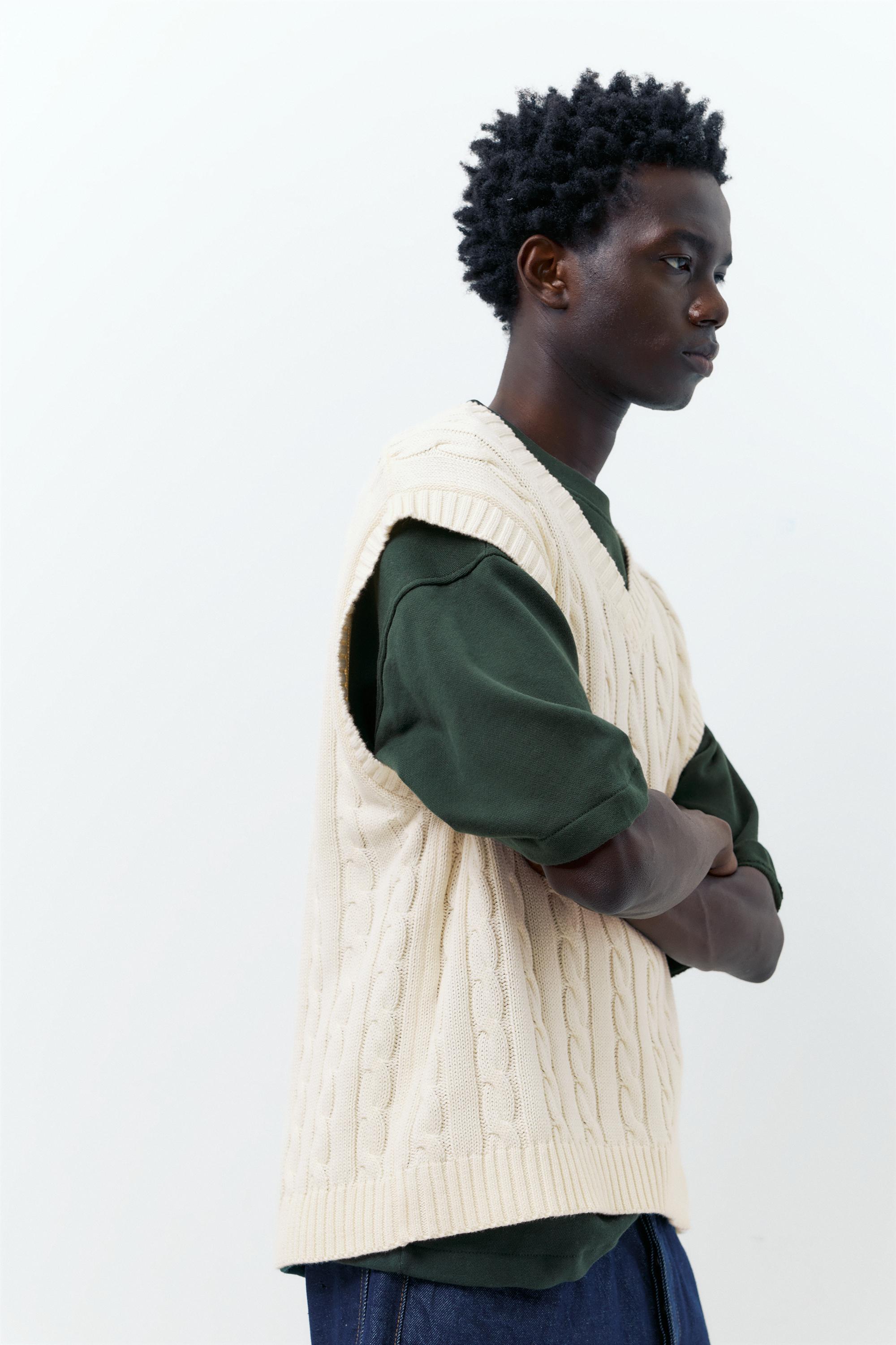 Cable-knit vest — Off white
