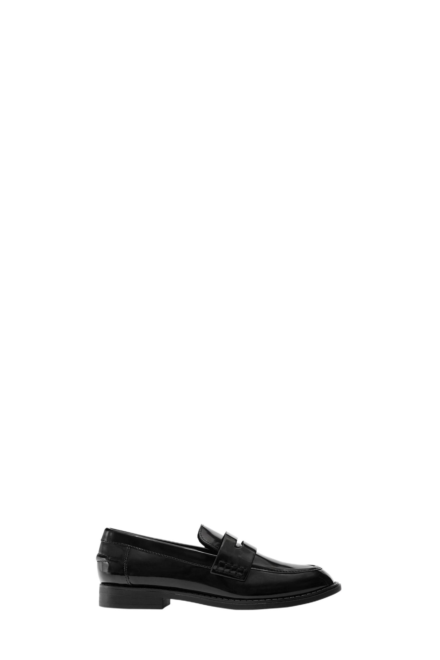 Faux patent loafers — Black