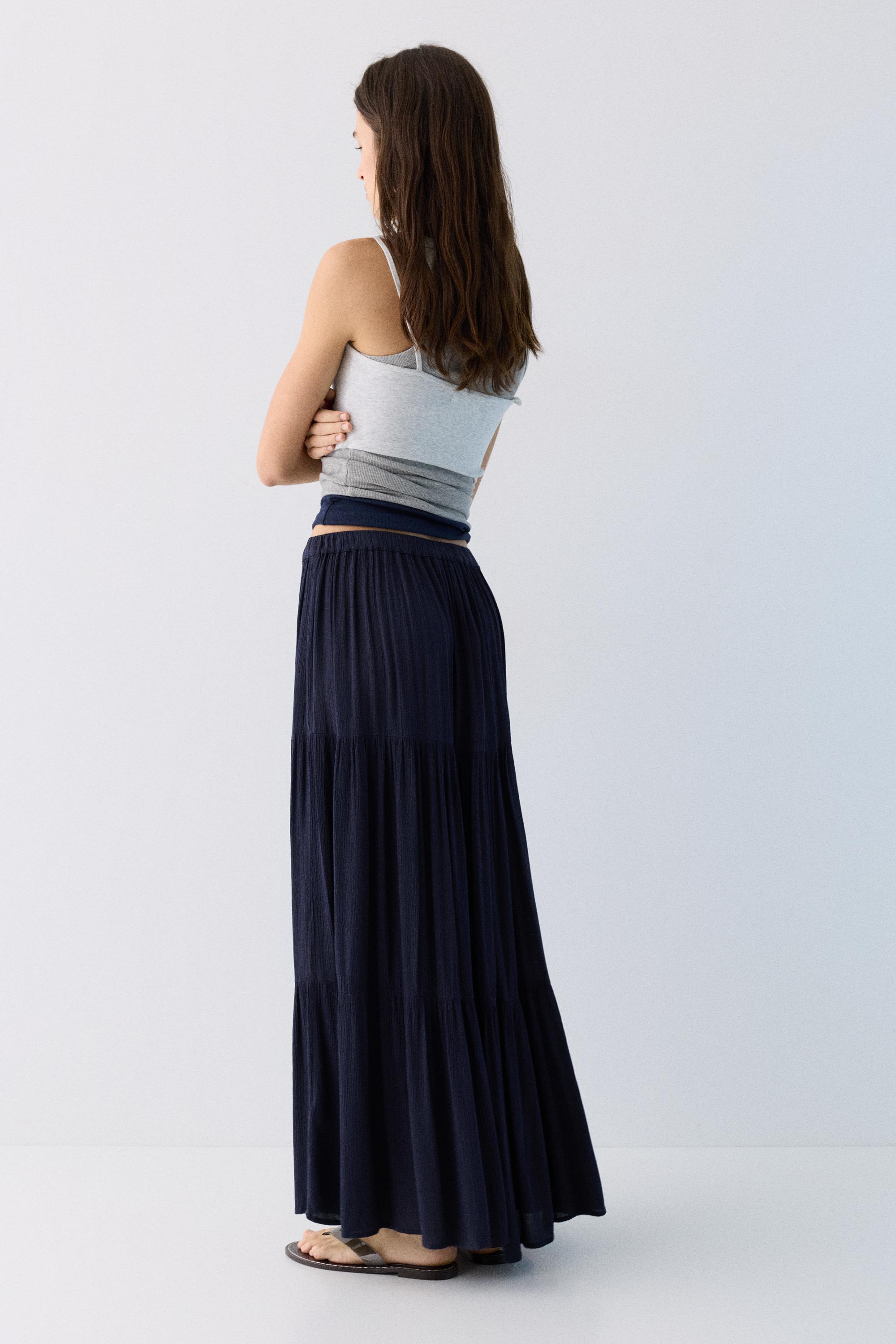 Flowy paneled midi skirt — Navy