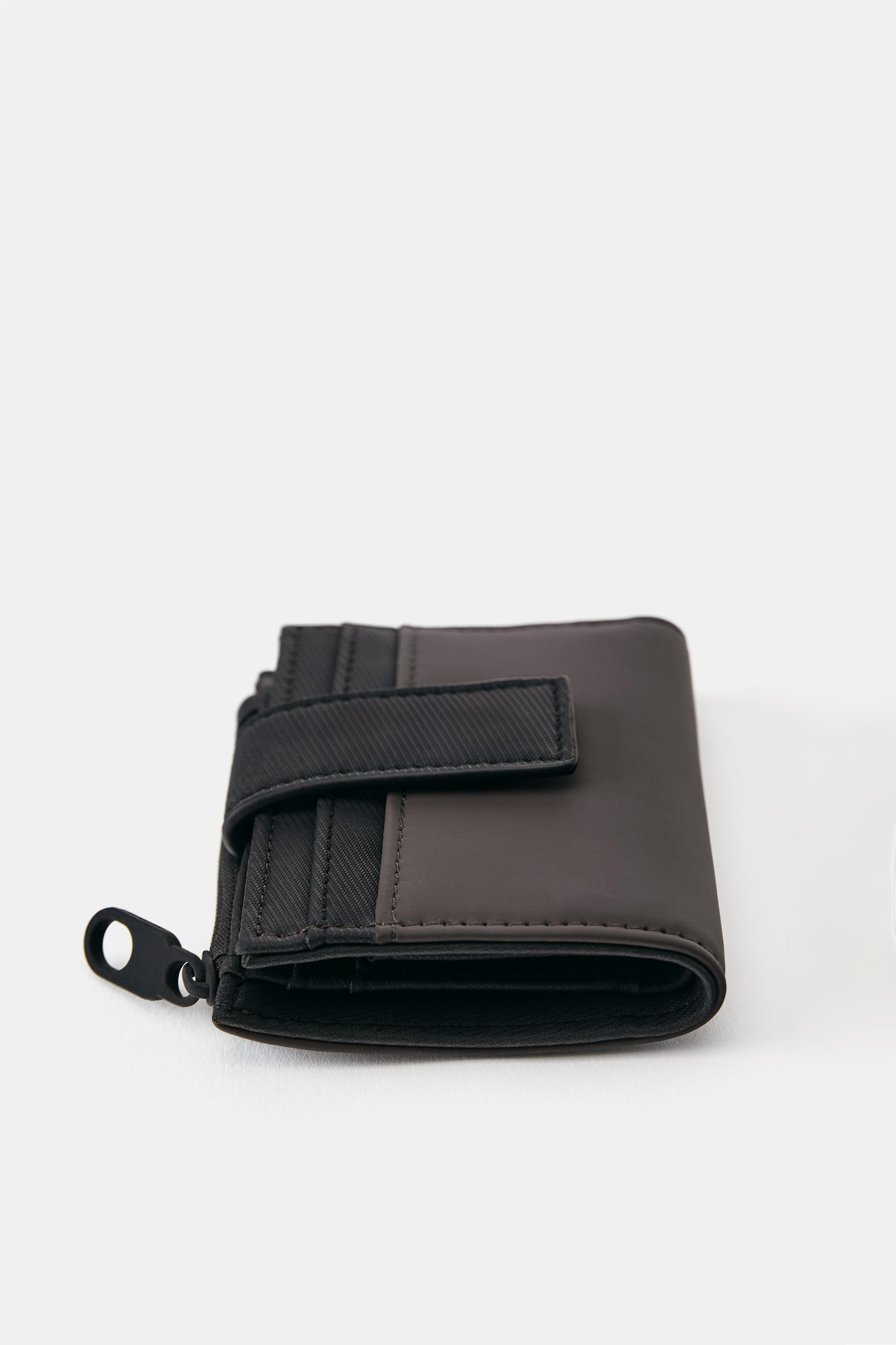 Rubberised wallet — Brown