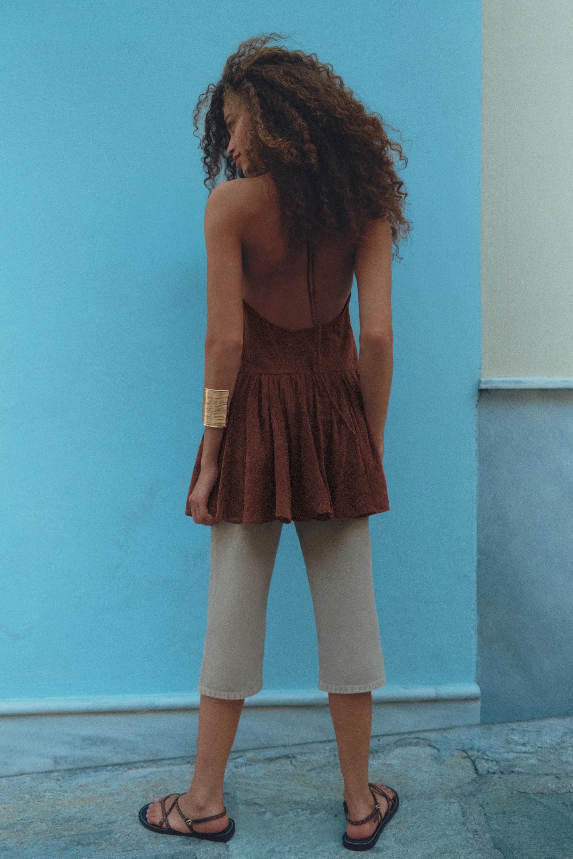 Surplice neckline short dress — Brown
