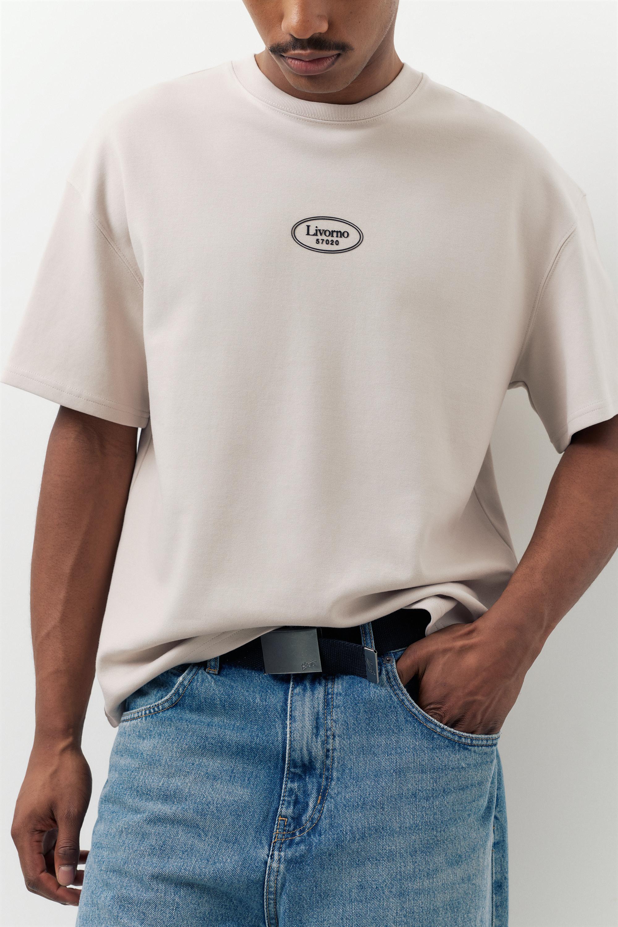Kısa kollu grafik baskılı sweatshirt - Görsel 6