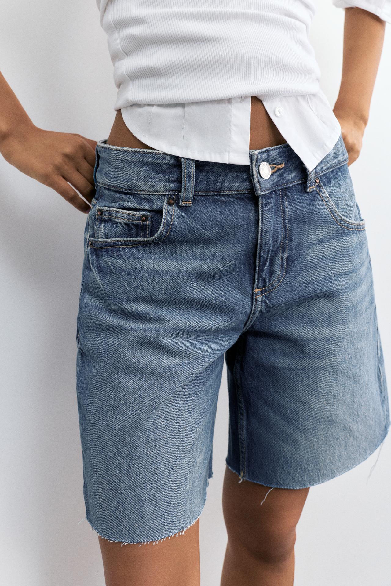 Low-rise denim Bermuda shorts — Medium blue
